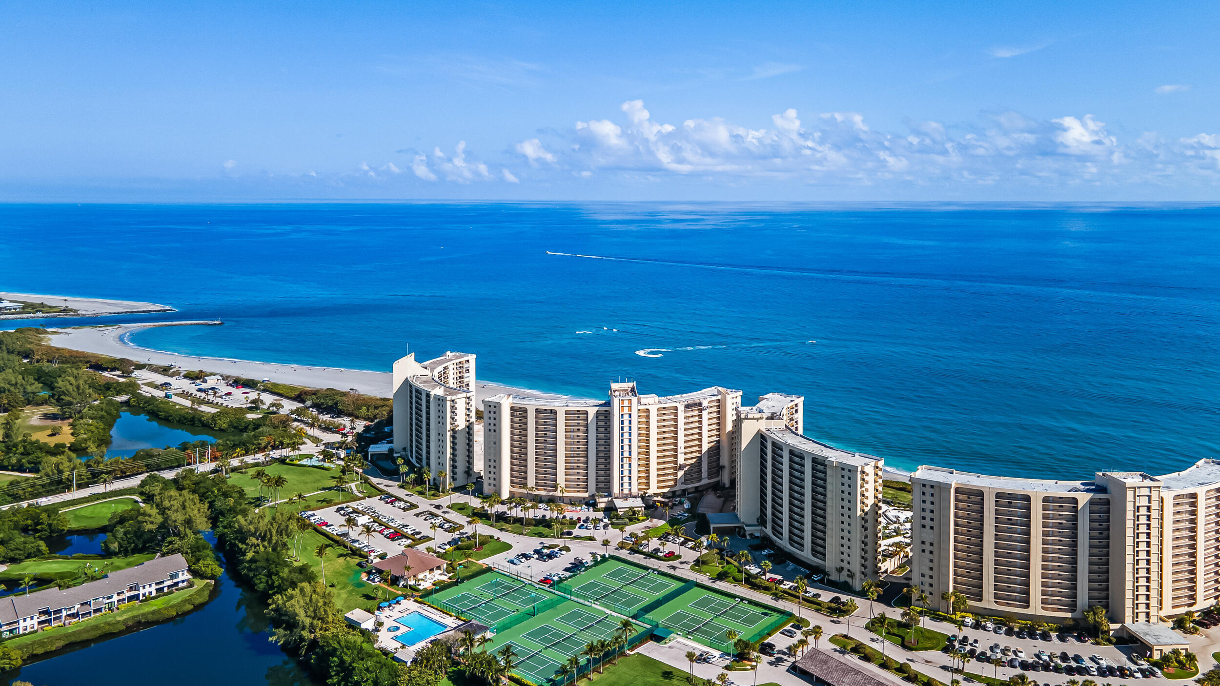 OCEAN TRAIL CONDO III - Residential
