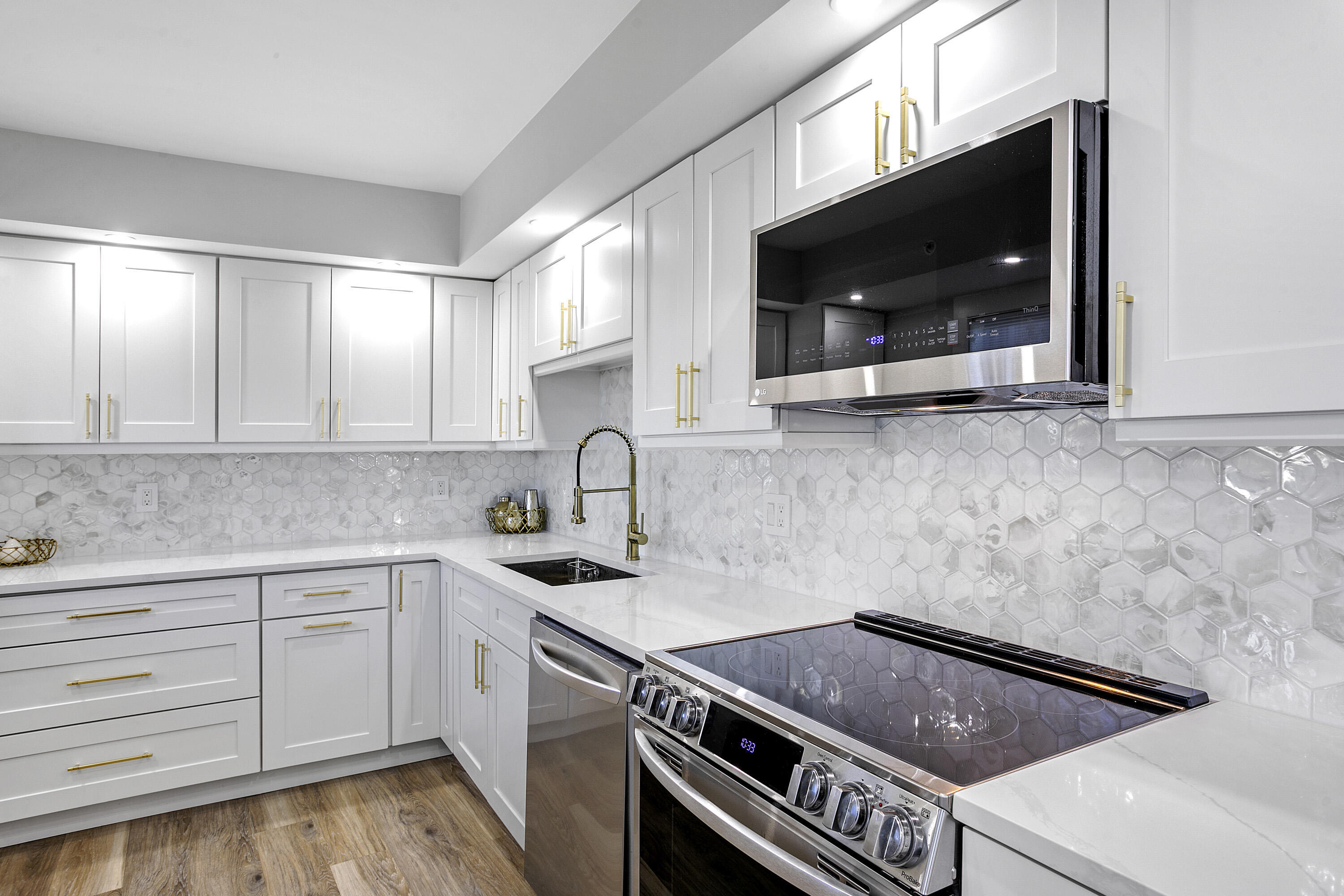 OCEAN TRAIL CONDO III - Residential