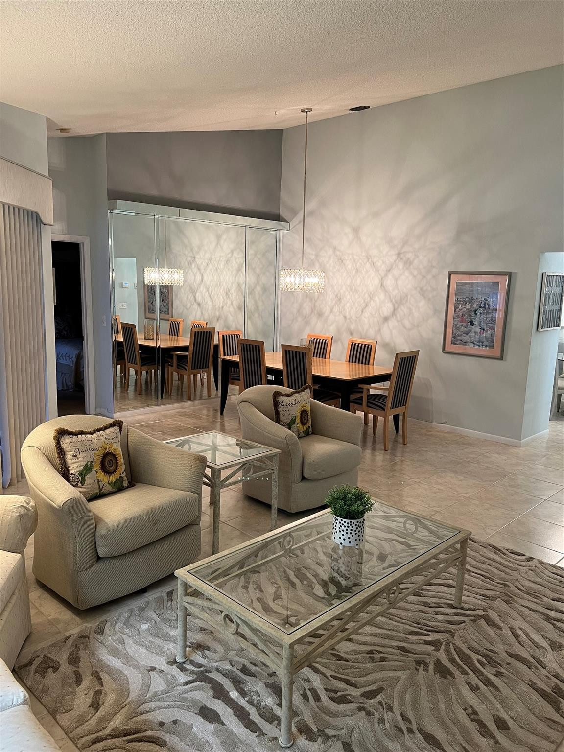 PLATINA / LUCENTE VILLAGE - Residential