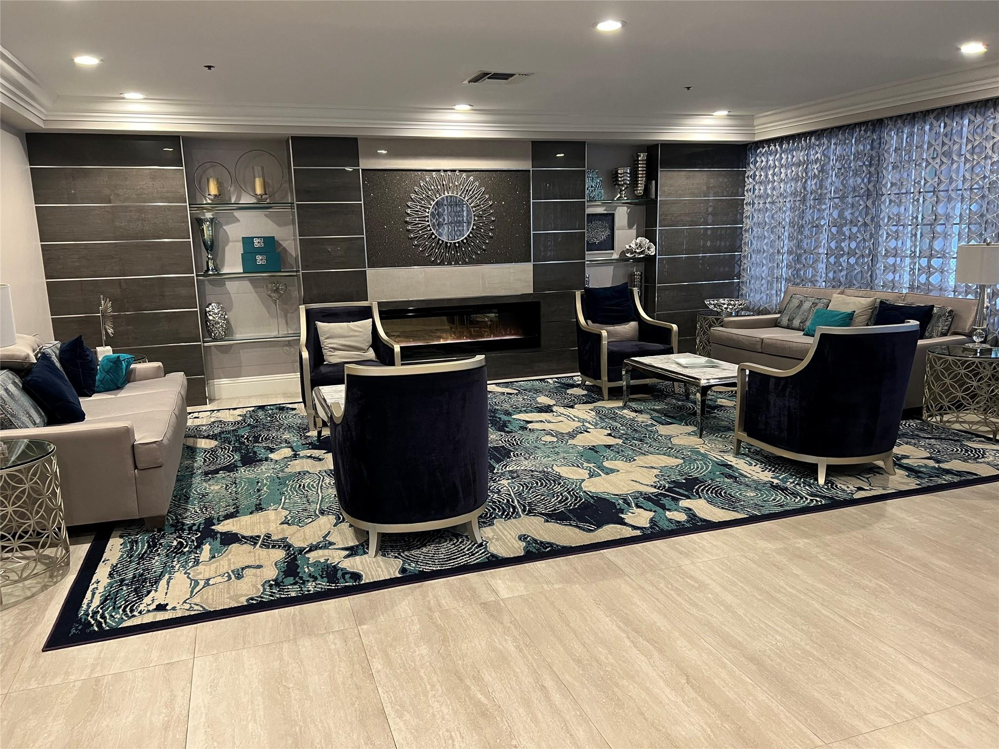 PLATINA / LUCENTE VILLAGE - Residential