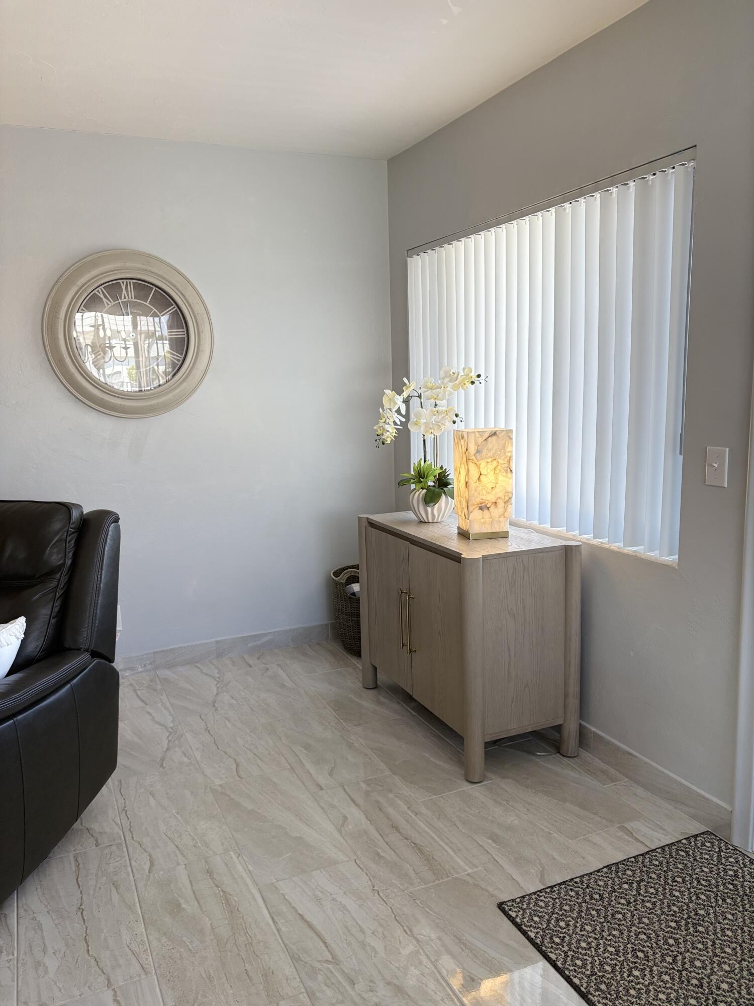 MURRY HILLS APT BLDG CONDO - Residential