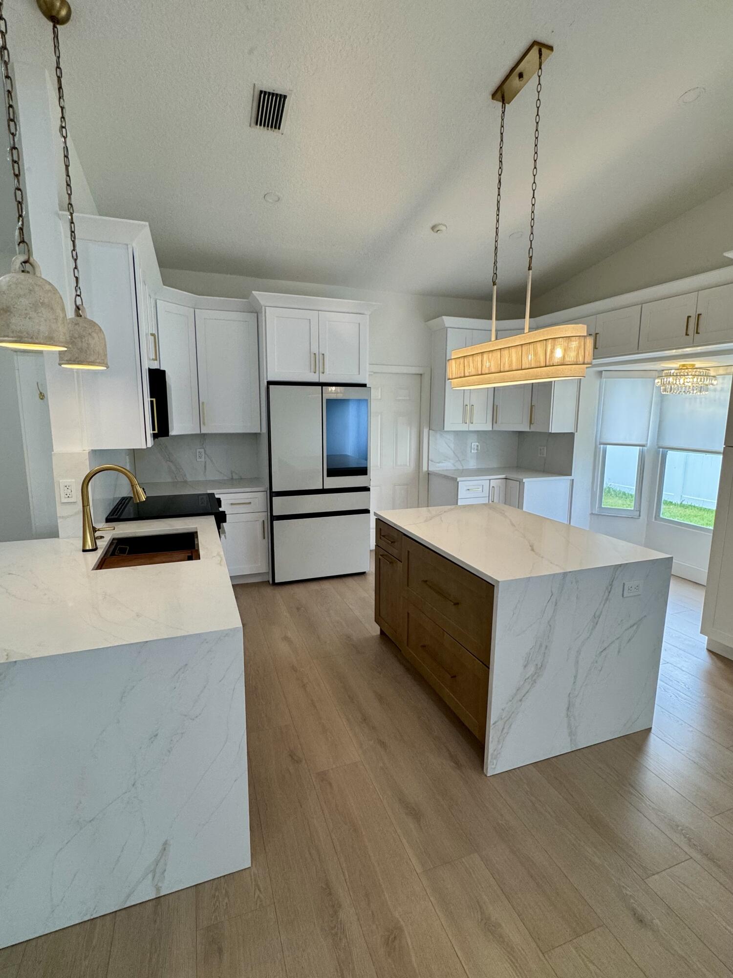BOYNTON LAKES PL 6 - Residential Lease