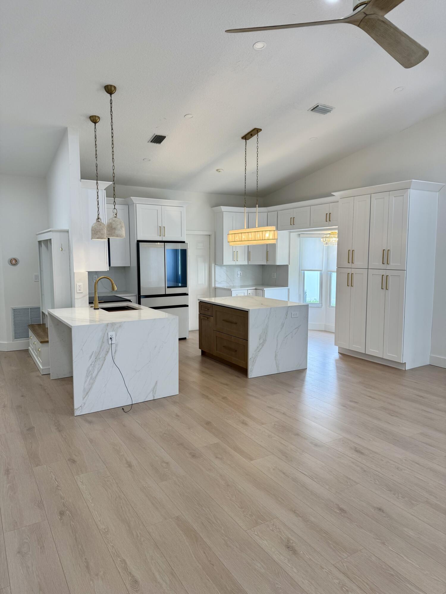 BOYNTON LAKES PL 6 - Residential Lease