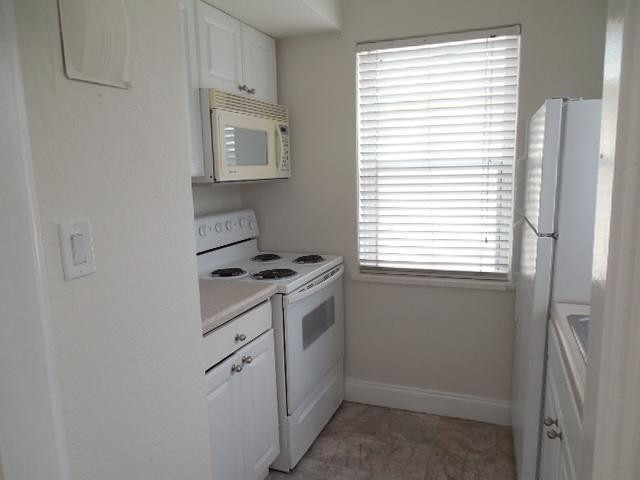 LAUDERDALE BY THE SEA - Residential Lease