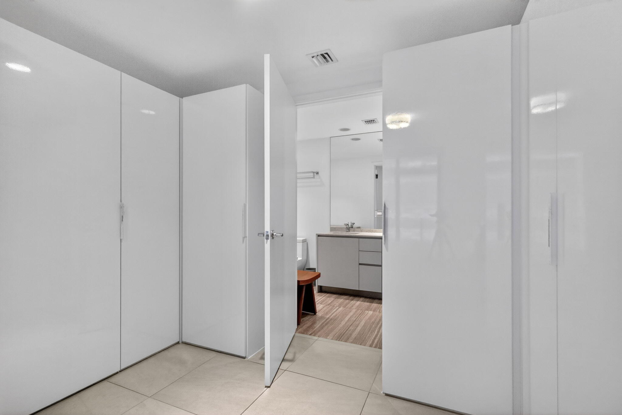 1010 BRICKELL CONDO - Residential