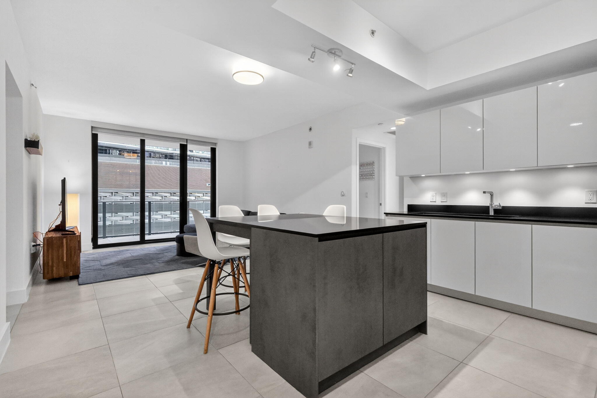 1010 BRICKELL CONDO - Residential