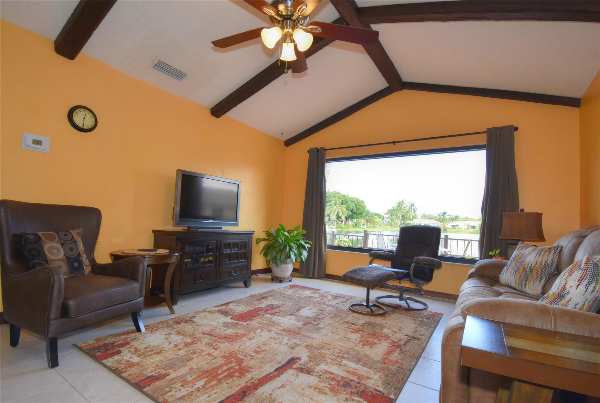 ROYAL PALM LAKE ESTATES - Residential