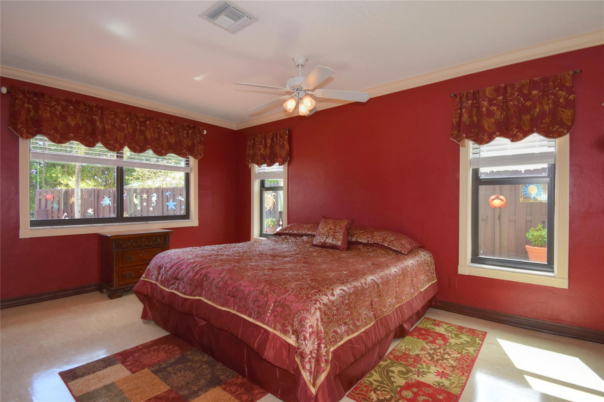 ROYAL PALM LAKE ESTATES - Residential