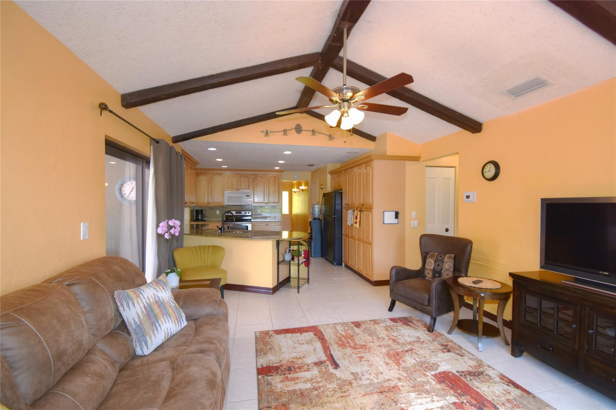 ROYAL PALM LAKE ESTATES - Residential