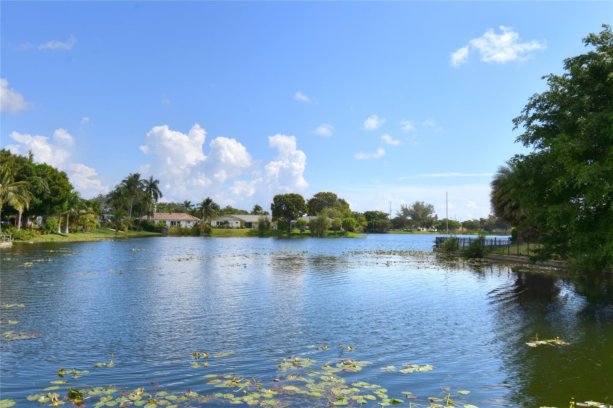 ROYAL PALM LAKE ESTATES - Residential