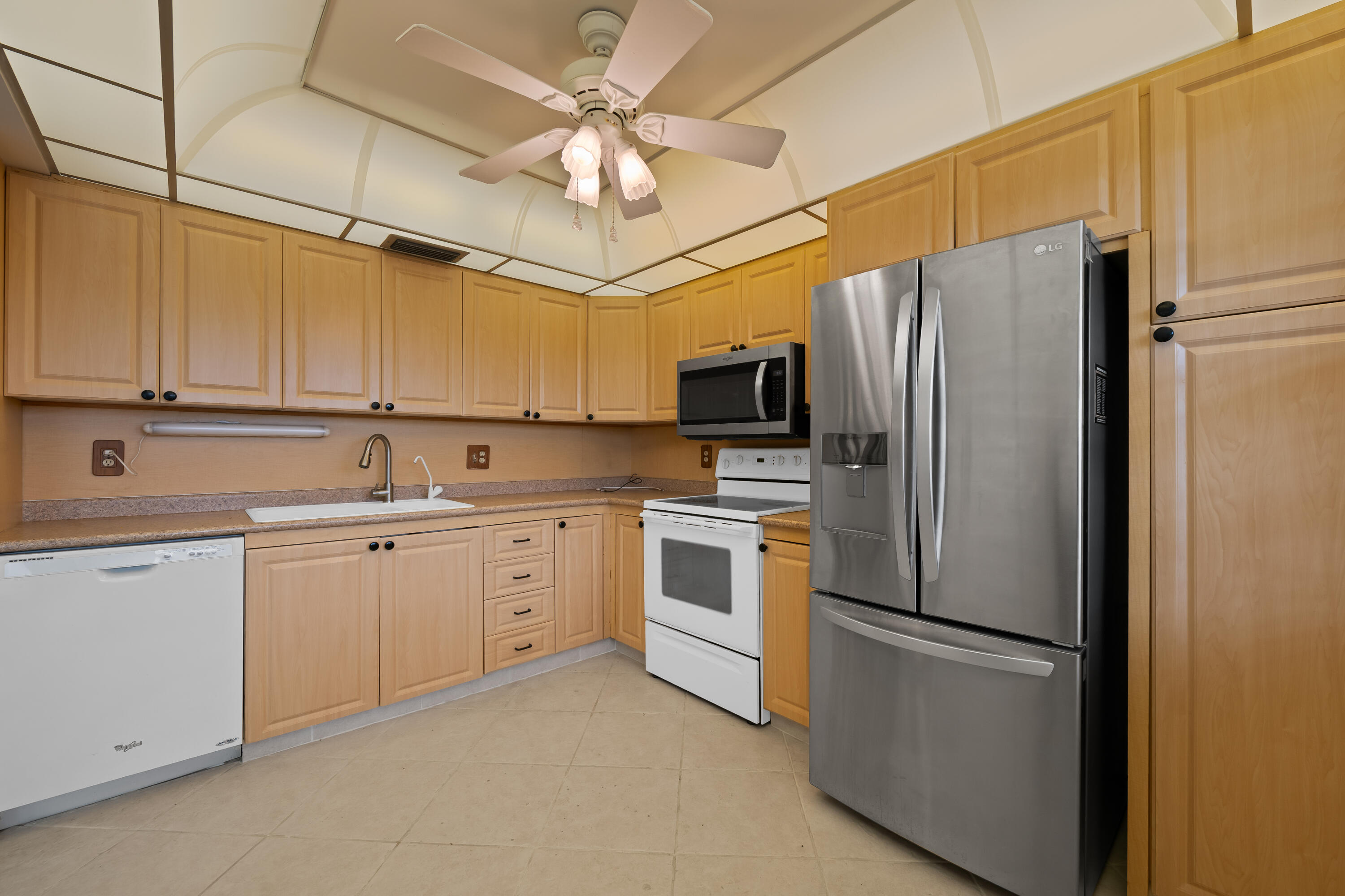 LUCAYA VILLAGE 2-A CONDO - Residential
