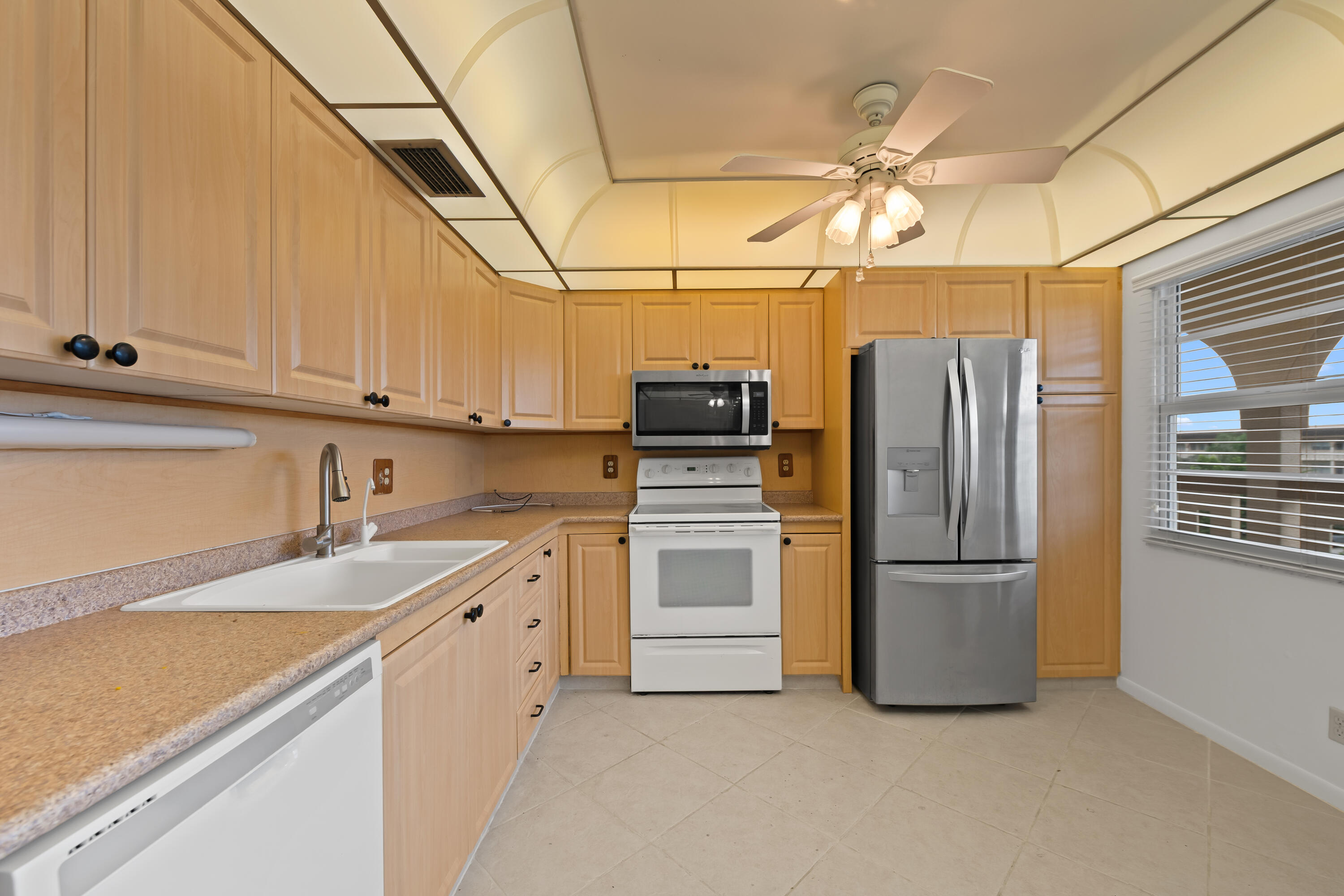 LUCAYA VILLAGE 2-A CONDO - Residential
