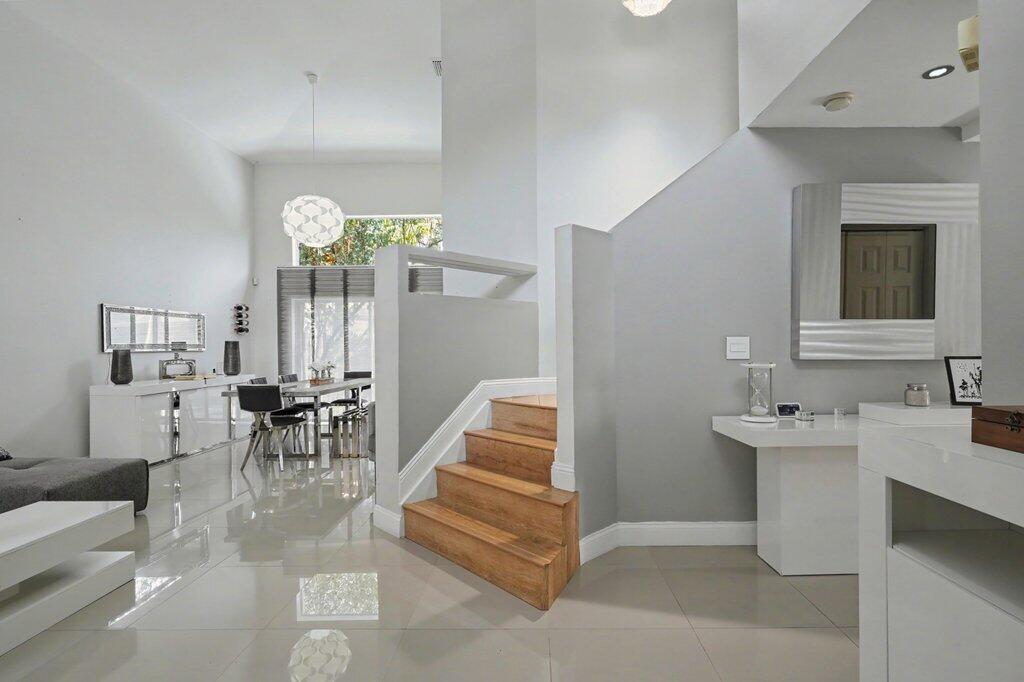 SPINNAKER BAY AT LAKE CHARLESTON - Residential