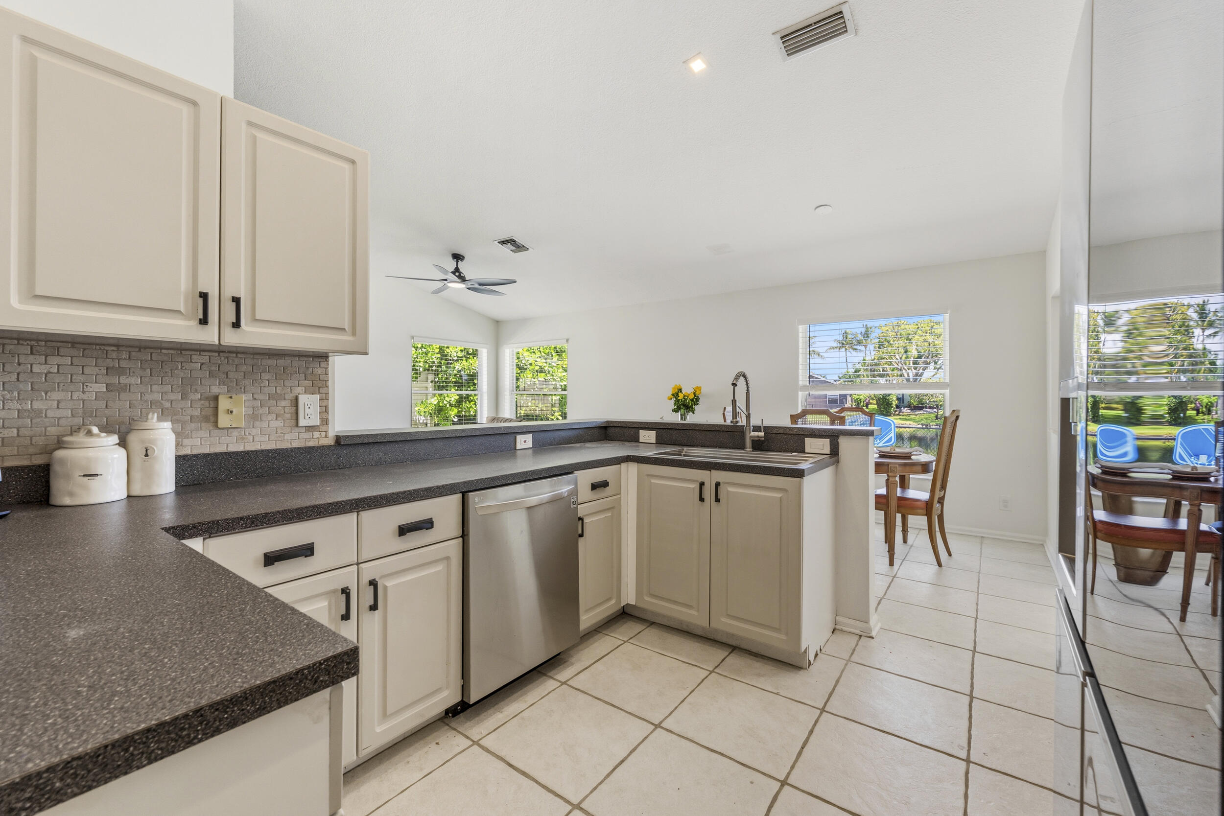 RAINBOW LAKES TR B PH 1 - Residential