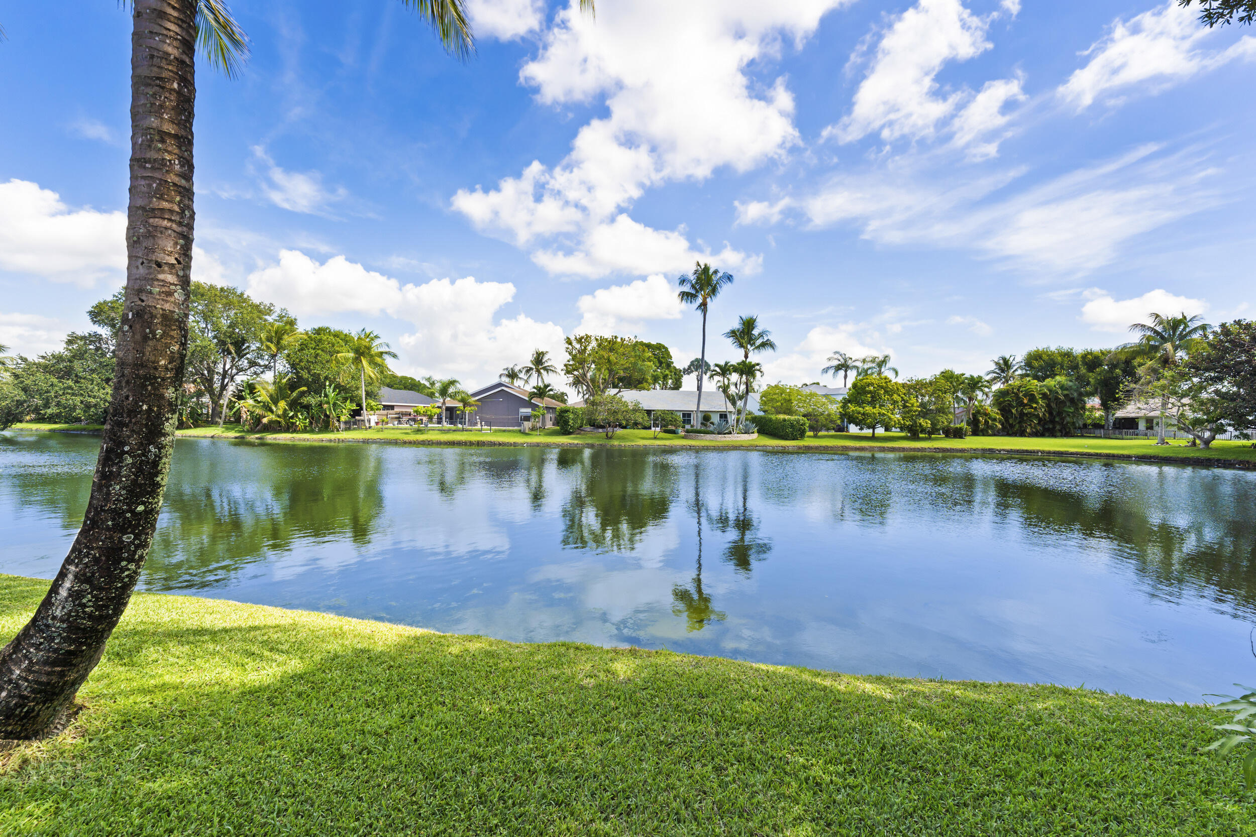 RAINBOW LAKES TR B PH 1 - Residential