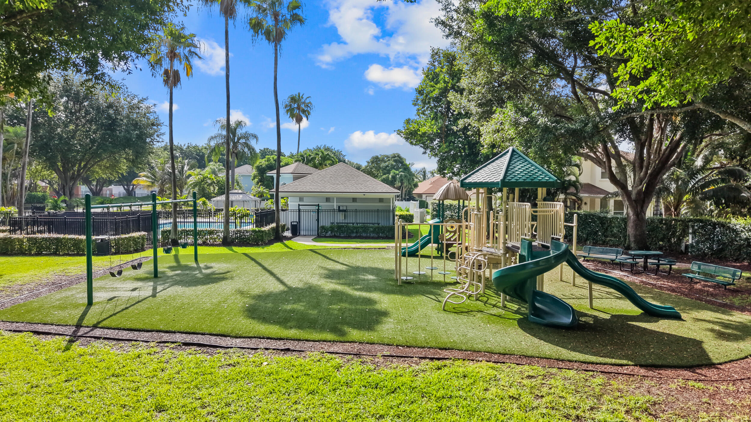 RAINBOW LAKES TR B PH 1 - Residential