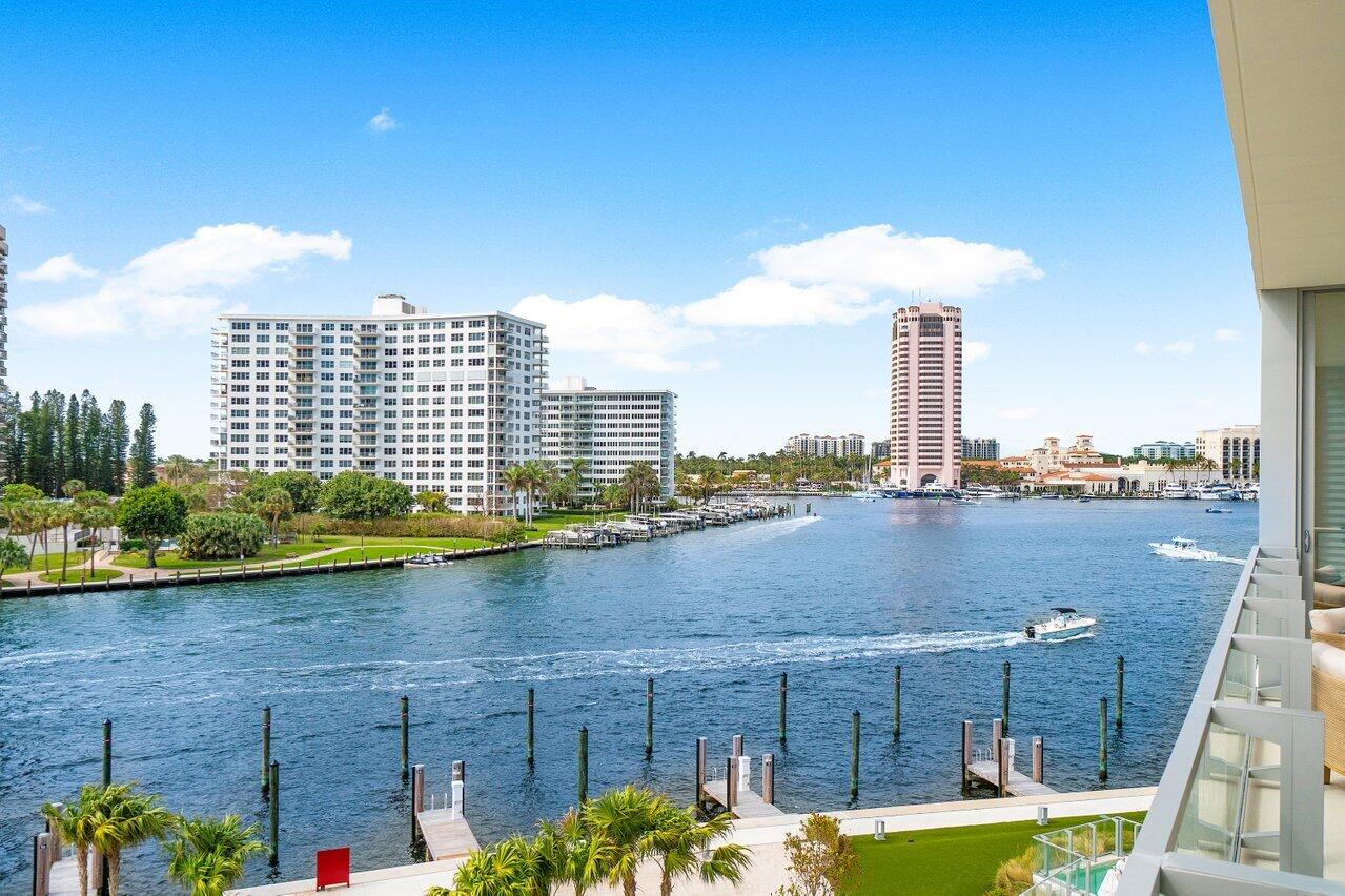 BOCA BEACH RESIDENCES - Residential