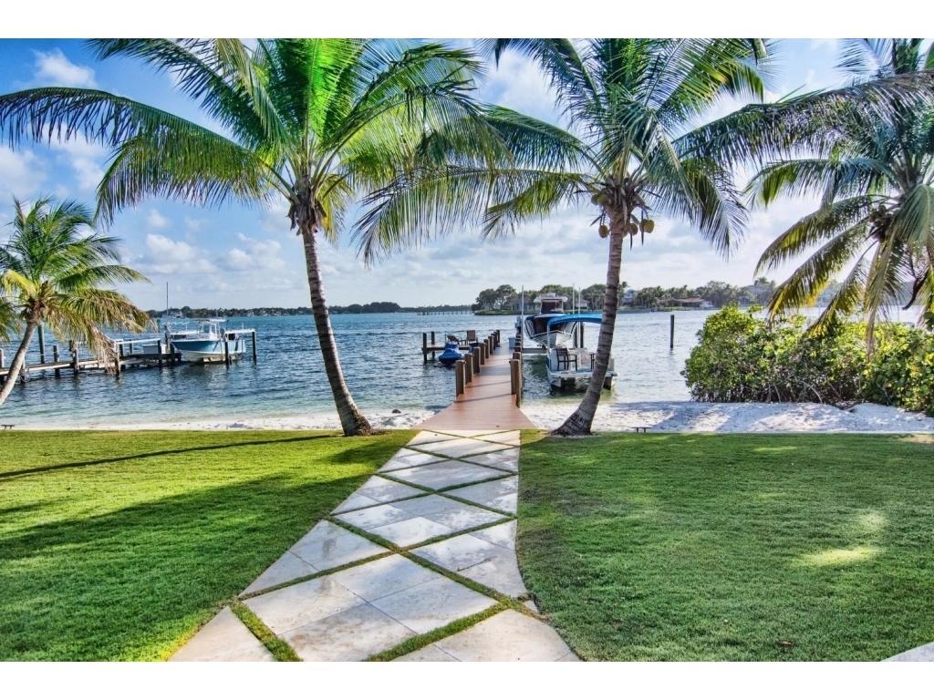 RIVERSIDE ON THE LOXAHATCHEE - Residential