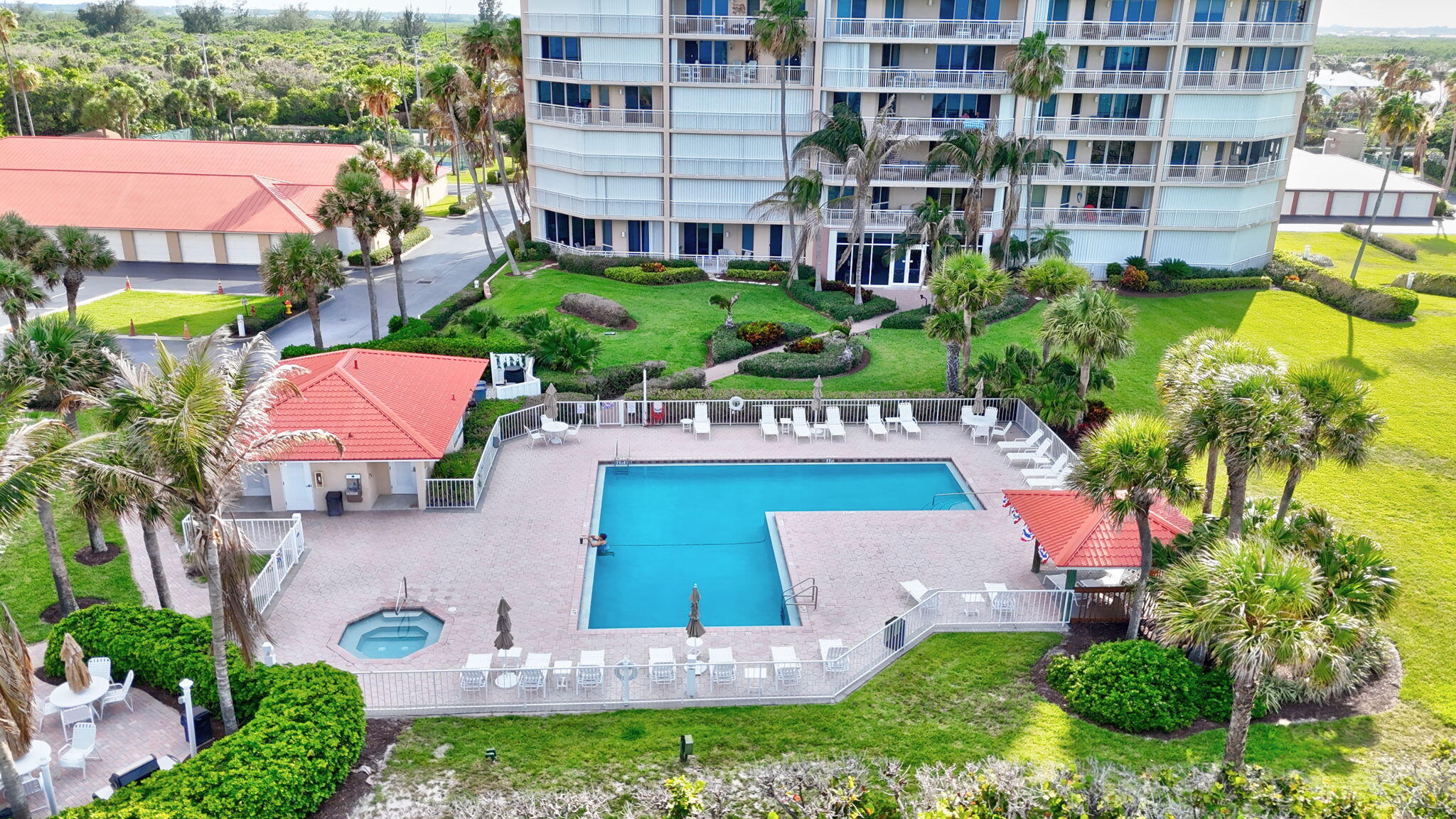 HIBISCUS BY THE SEA CONDOMINIUM - Residential