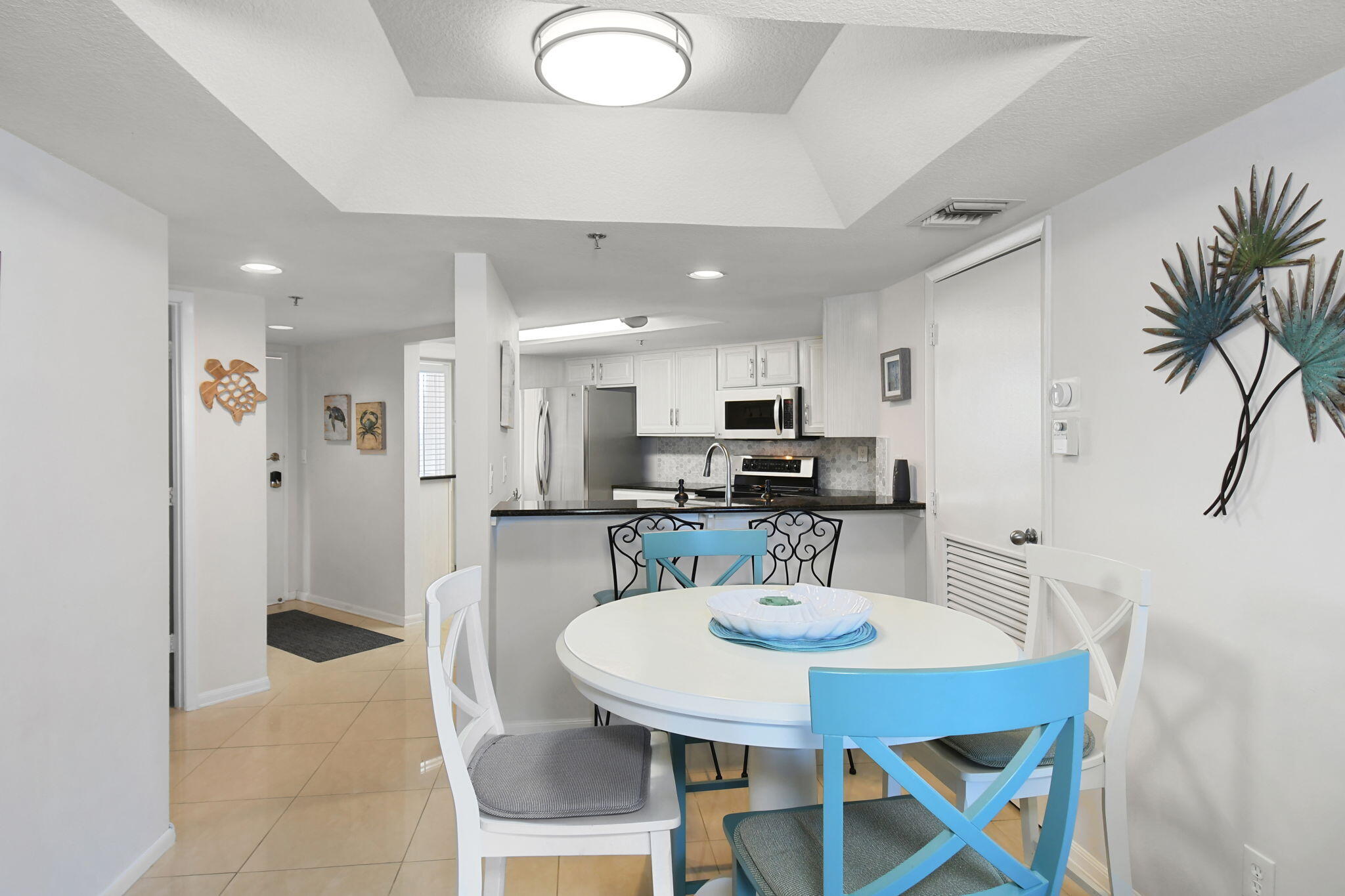 HIBISCUS BY THE SEA CONDOMINIUM - Residential