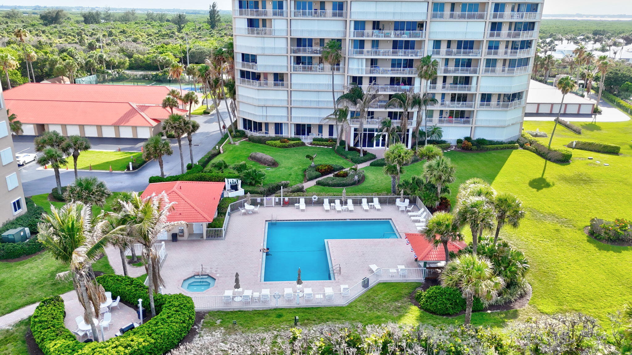 HIBISCUS BY THE SEA CONDOMINIUM - Residential