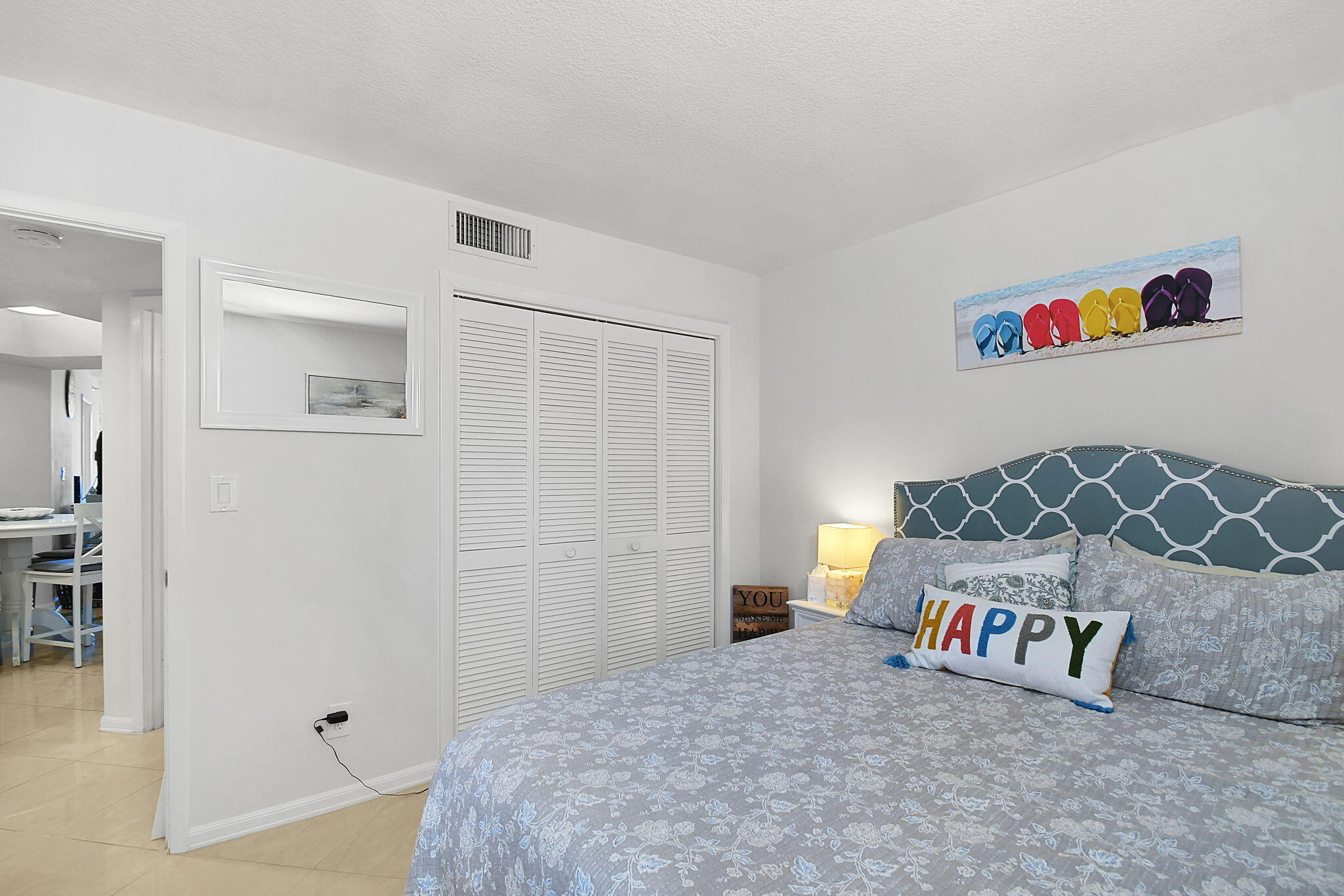 HIBISCUS BY THE SEA CONDOMINIUM - Residential