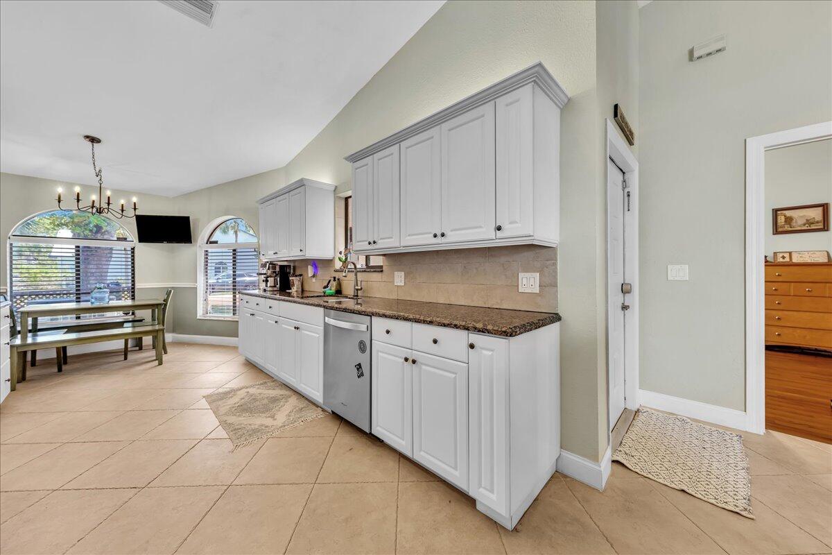 SPRING LAKE VILLAS - Residential