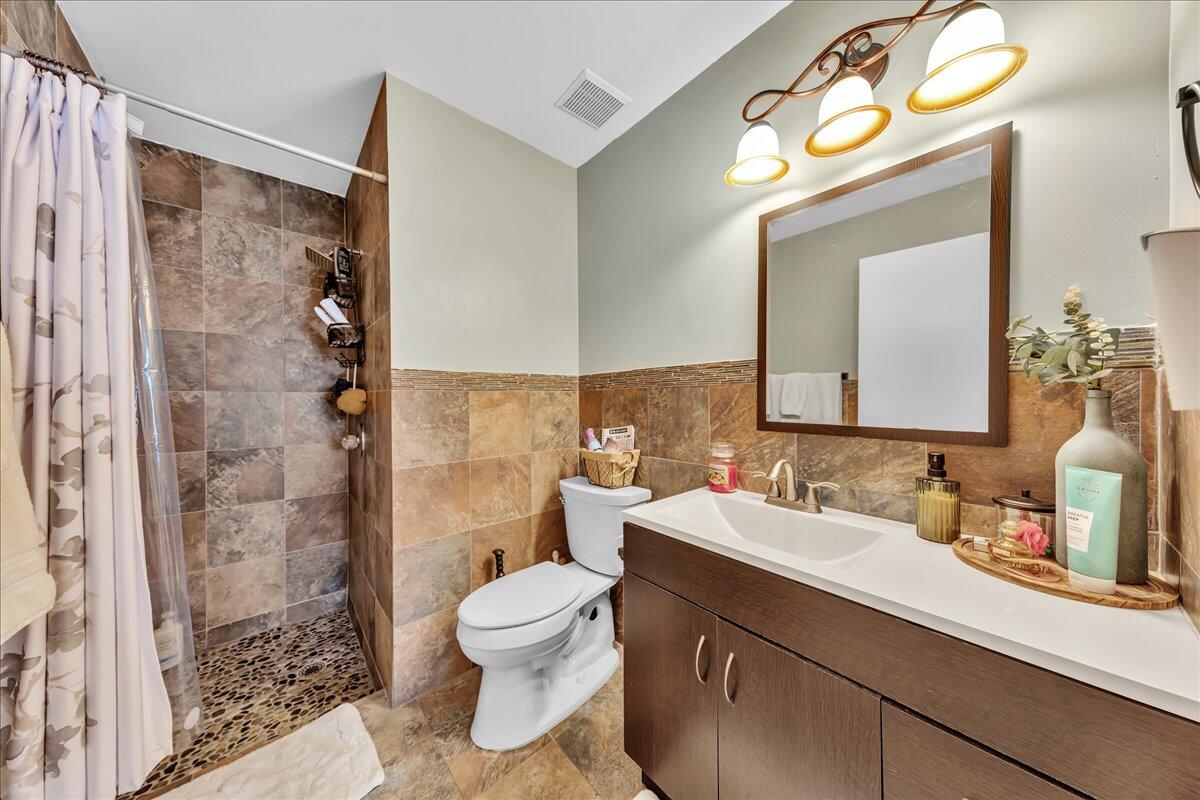 SPRING LAKE VILLAS - Residential