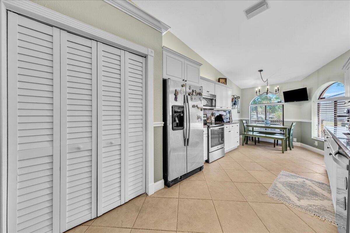 SPRING LAKE VILLAS - Residential