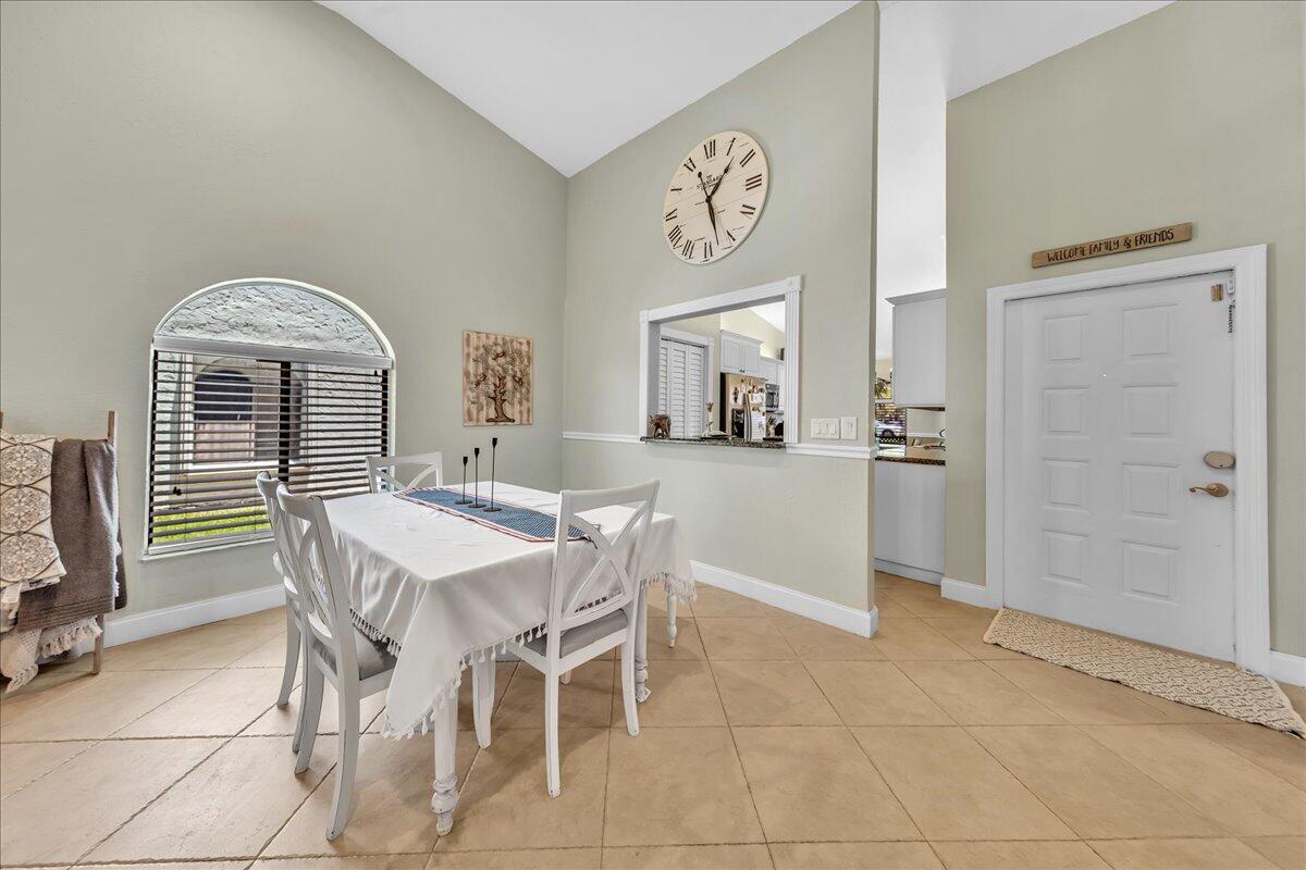 SPRING LAKE VILLAS - Residential