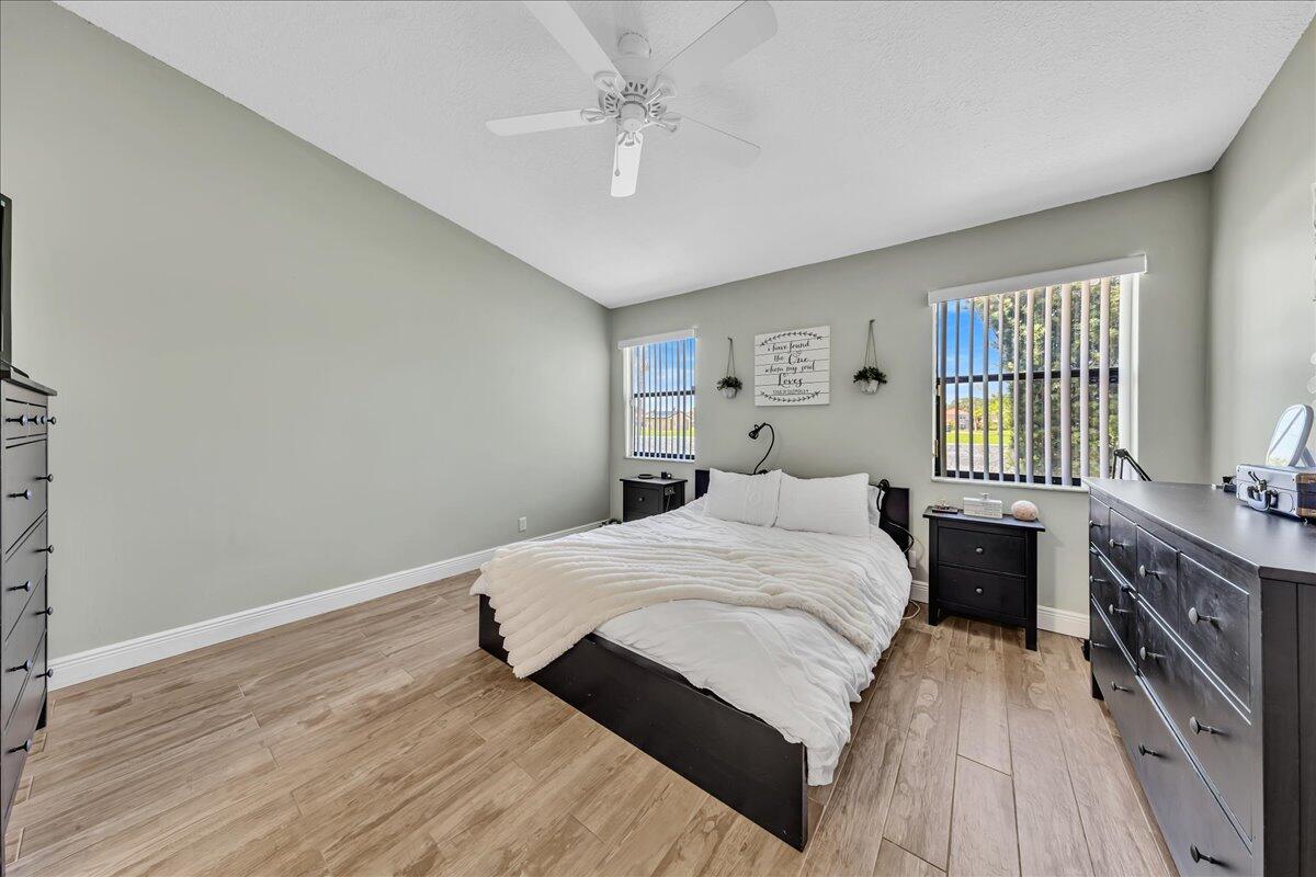 SPRING LAKE VILLAS - Residential