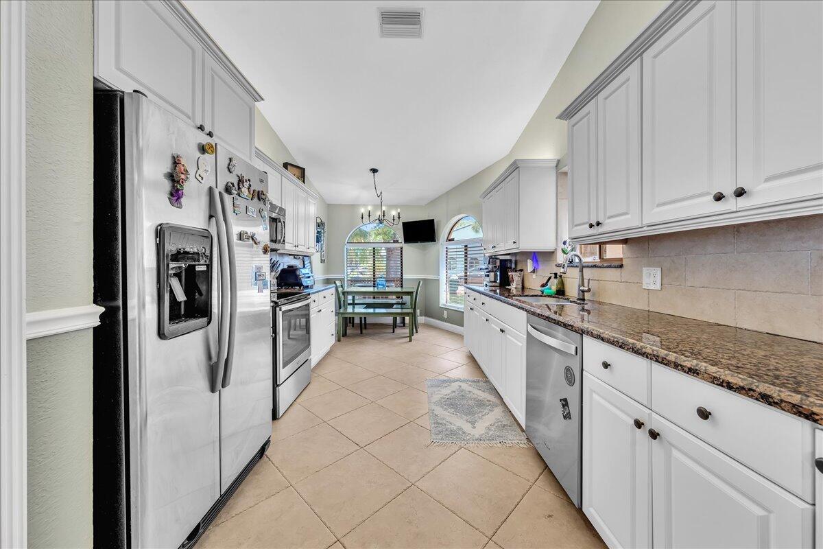 SPRING LAKE VILLAS - Residential