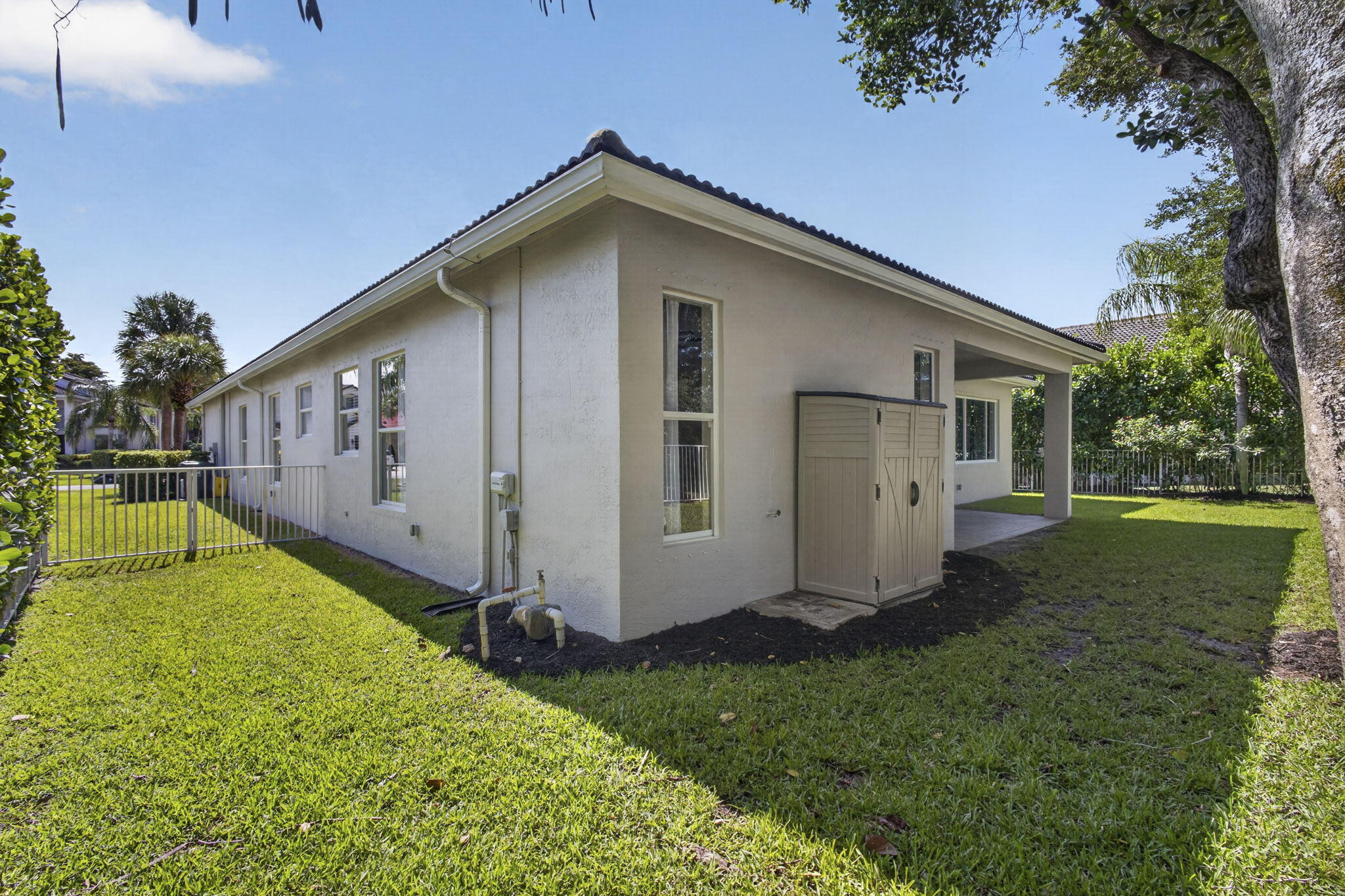 ISLES AT WELLINGTON 2 - Residential
