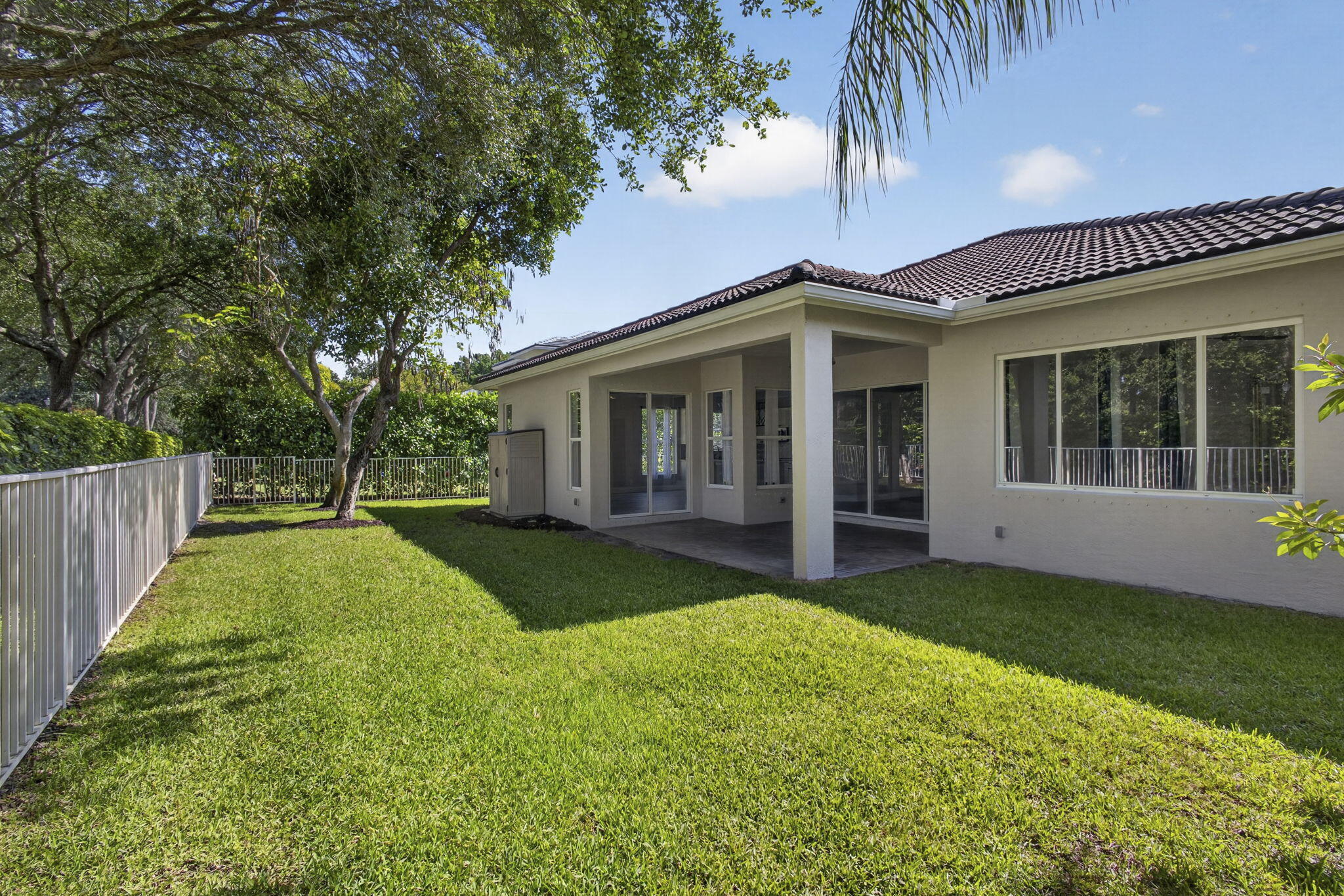ISLES AT WELLINGTON 2 - Residential