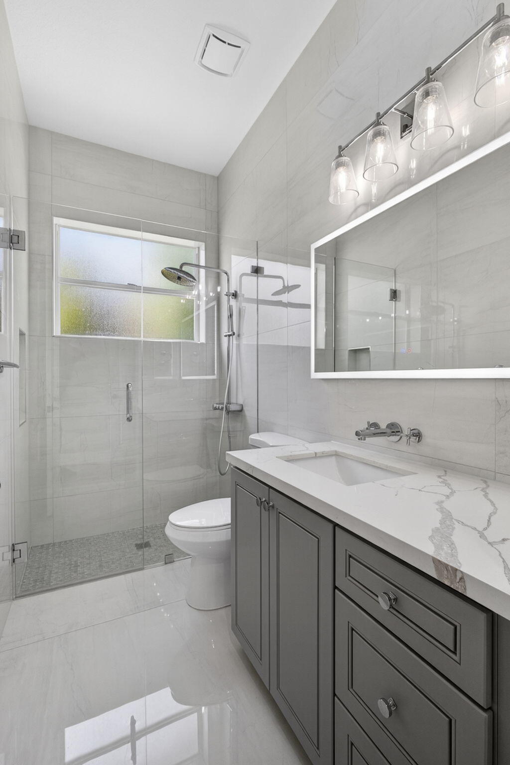 ISLES AT WELLINGTON 2 - Residential