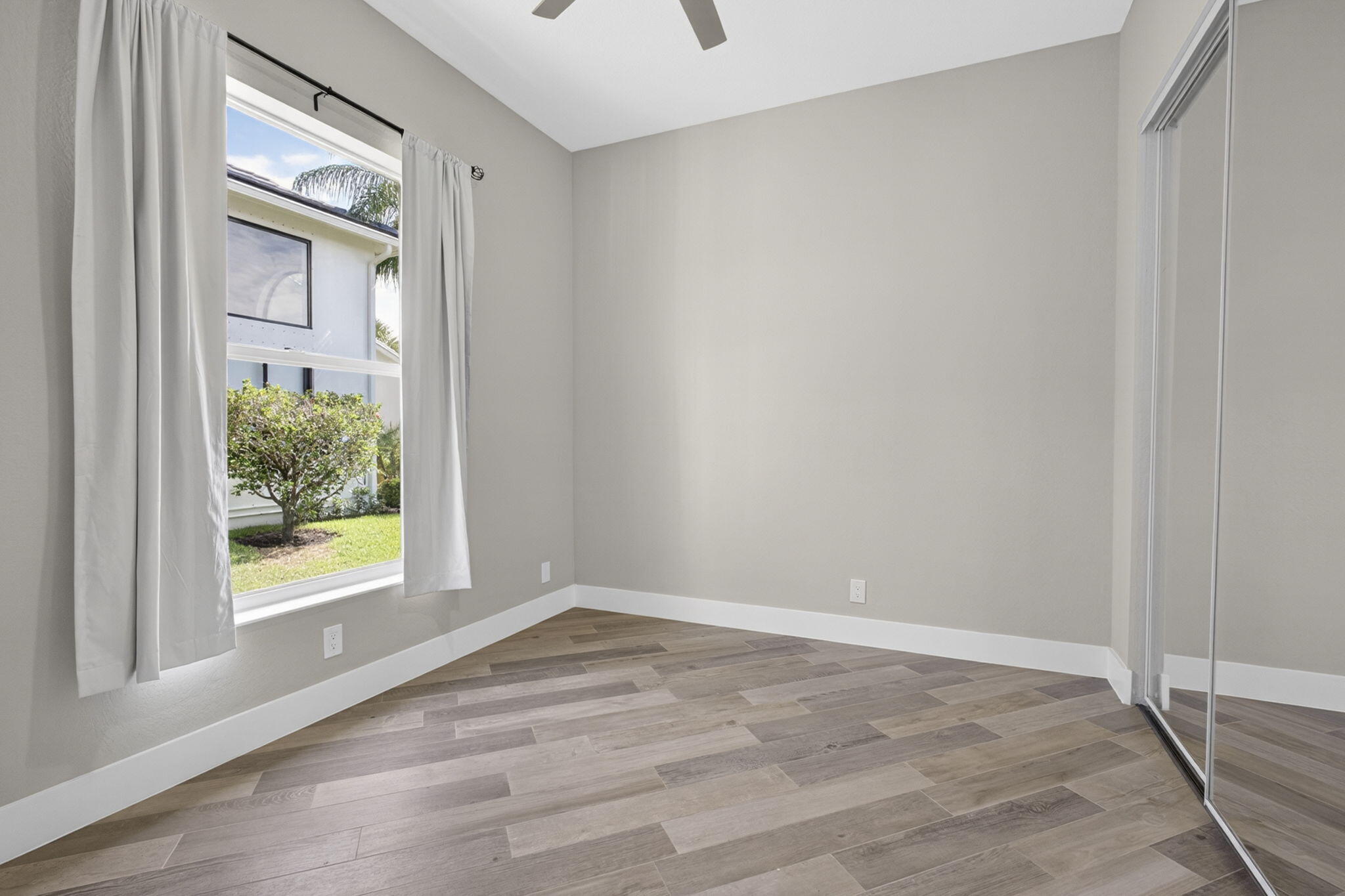 ISLES AT WELLINGTON 2 - Residential