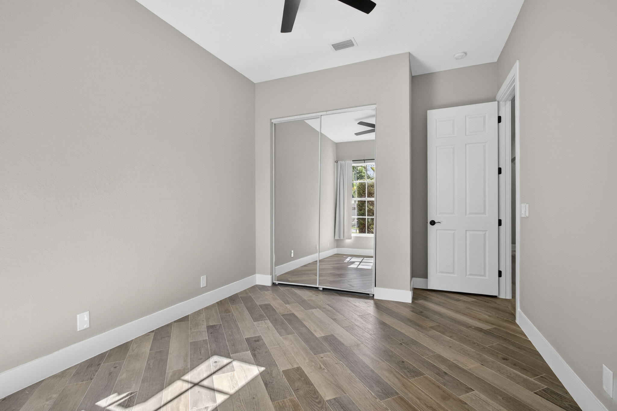 ISLES AT WELLINGTON 2 - Residential