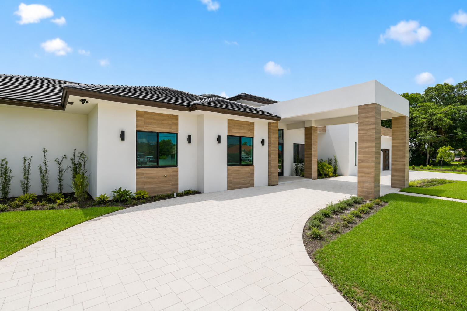 PADDOCK PARK 1 OF WELLINGTON - Residential