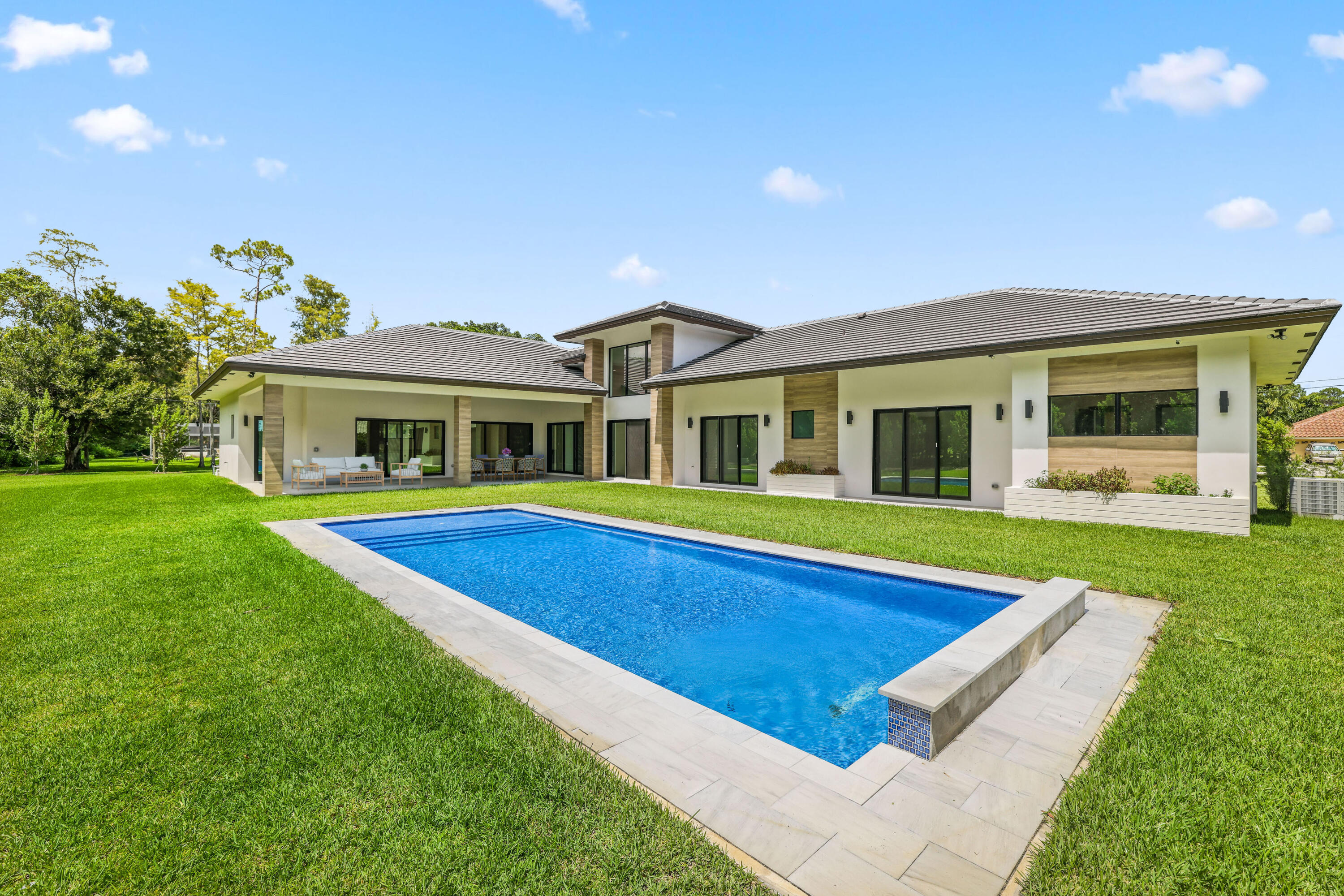 PADDOCK PARK 1 OF WELLINGTON - Residential