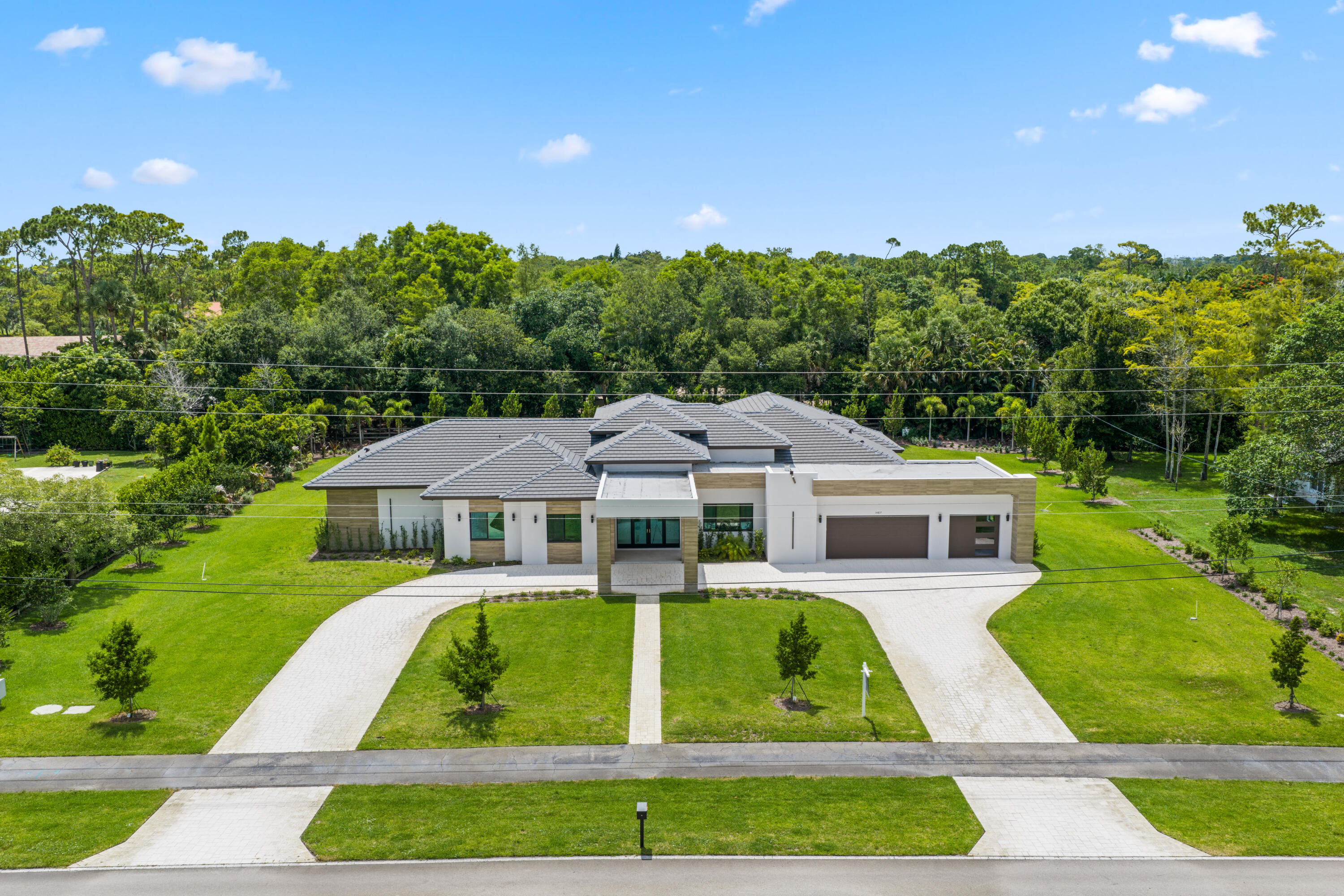 PADDOCK PARK 1 OF WELLINGTON - Residential