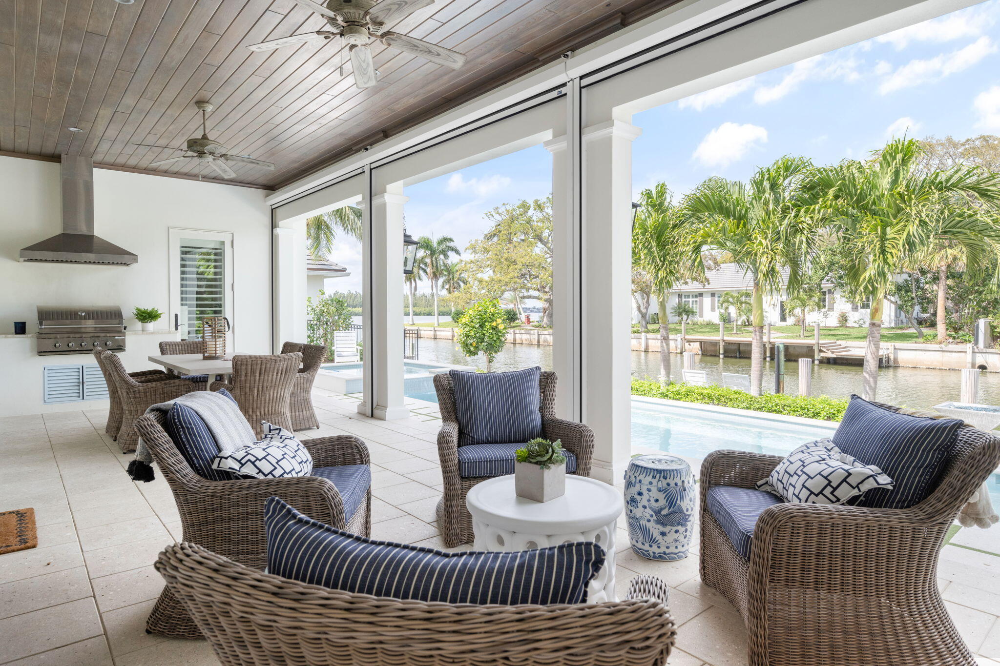 REPLAT OF RIOMAR BAY UNIT 1 - Residential