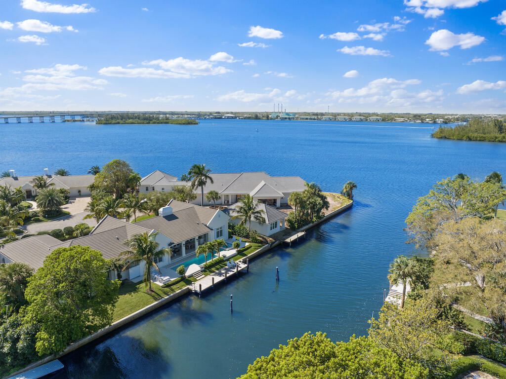 REPLAT OF RIOMAR BAY UNIT 1 - Residential