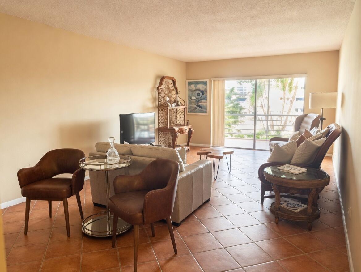 KEN-LEE GARDENS CONDO - Residential