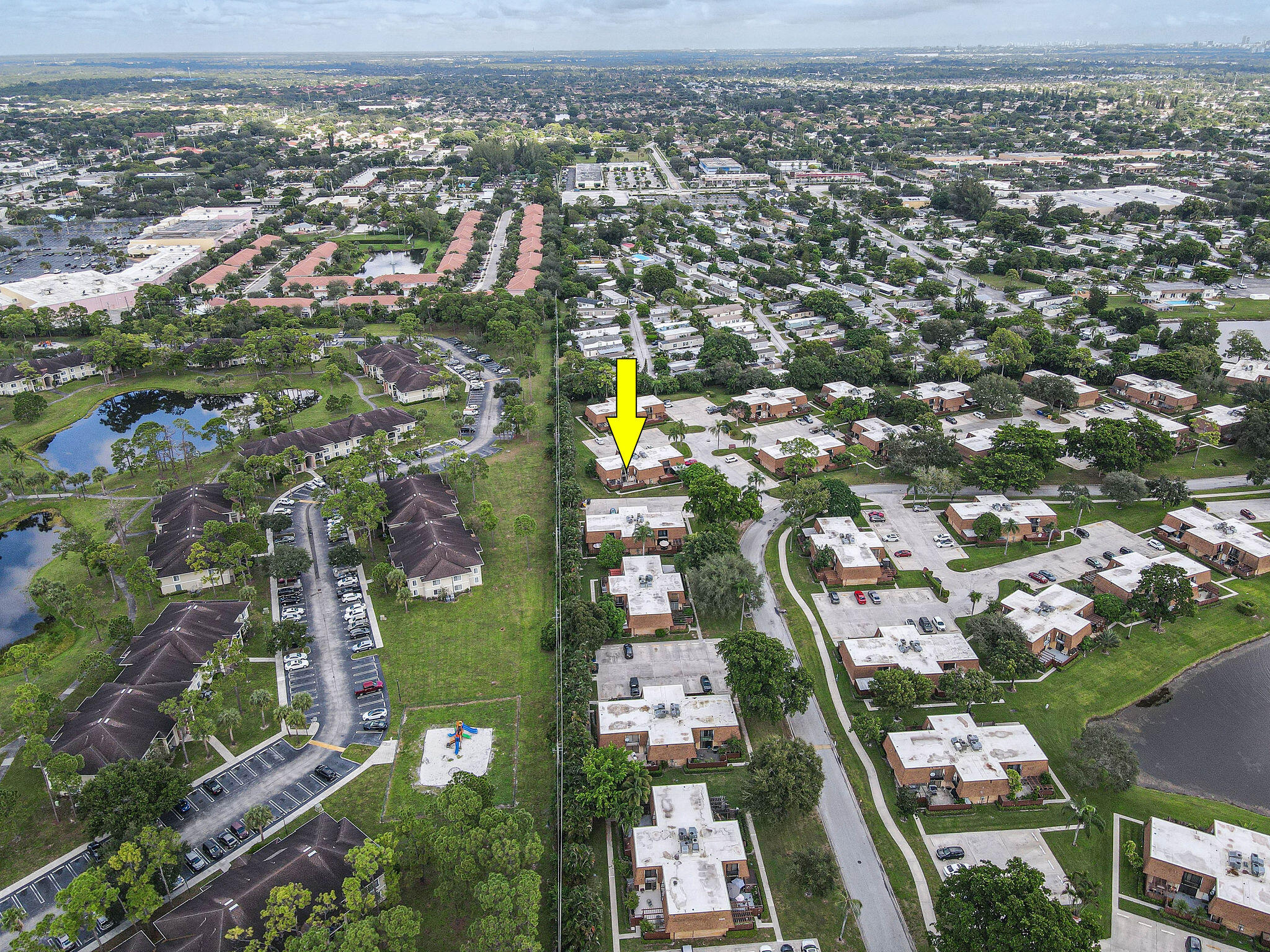 SHERWOOD LAKES - Residential