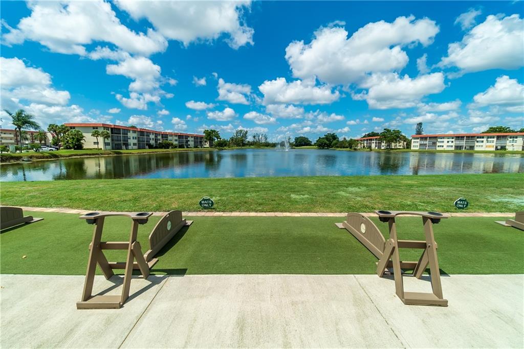 Hollybrook Golf & Tennis - Residential