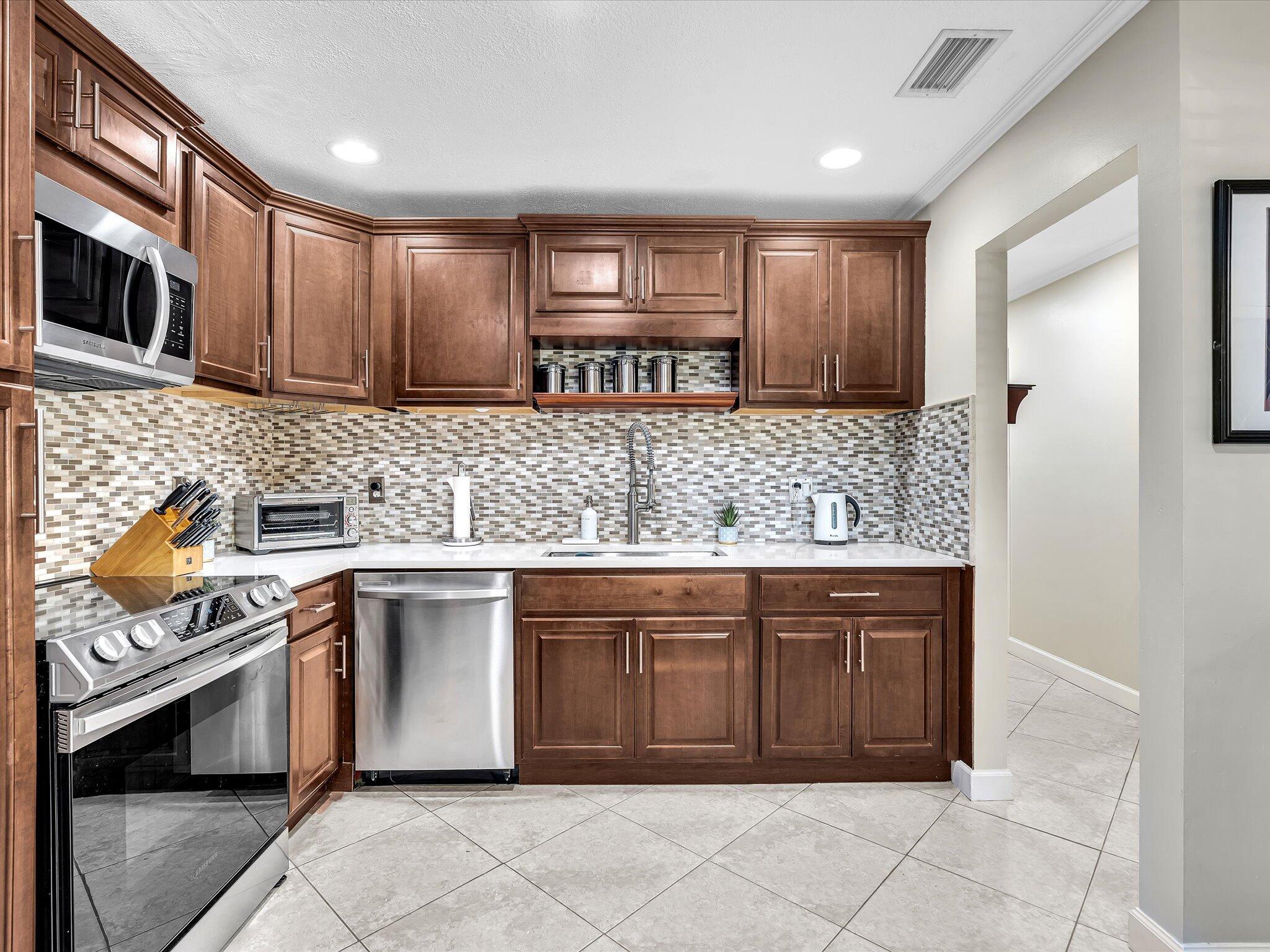 BOCA RIDGE CONDO - Residential