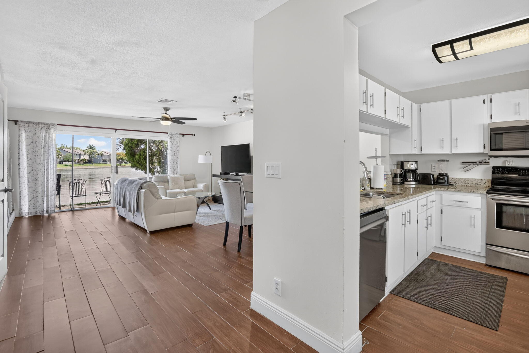 TWIN FOUNTAINS REPLAT - Residential