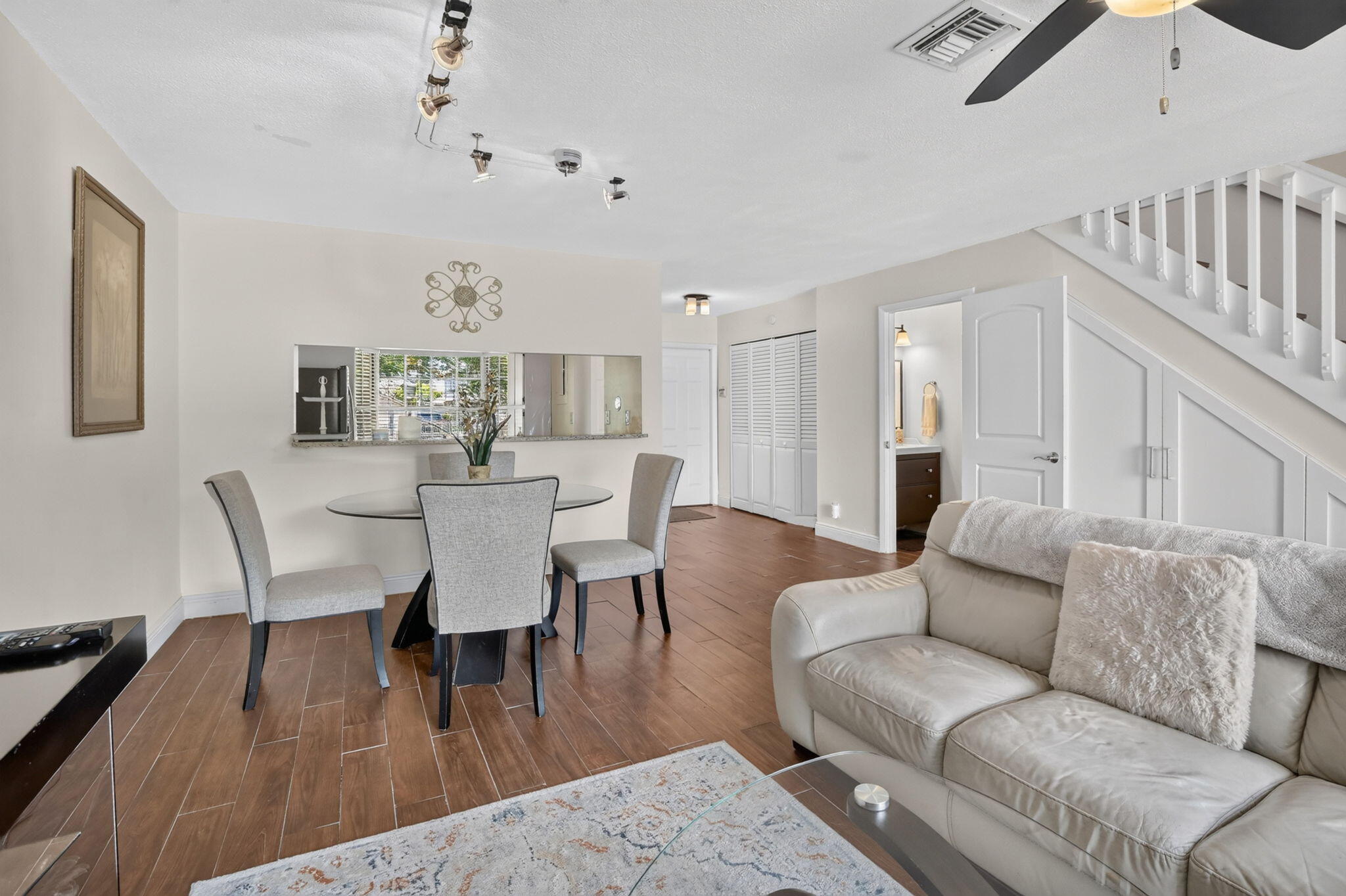 TWIN FOUNTAINS REPLAT - Residential