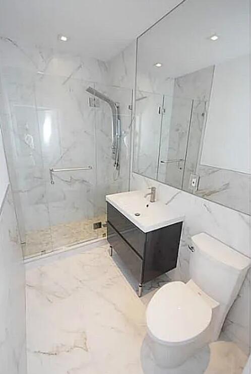 THE ESPLANADE BEACH CONDO - Residential