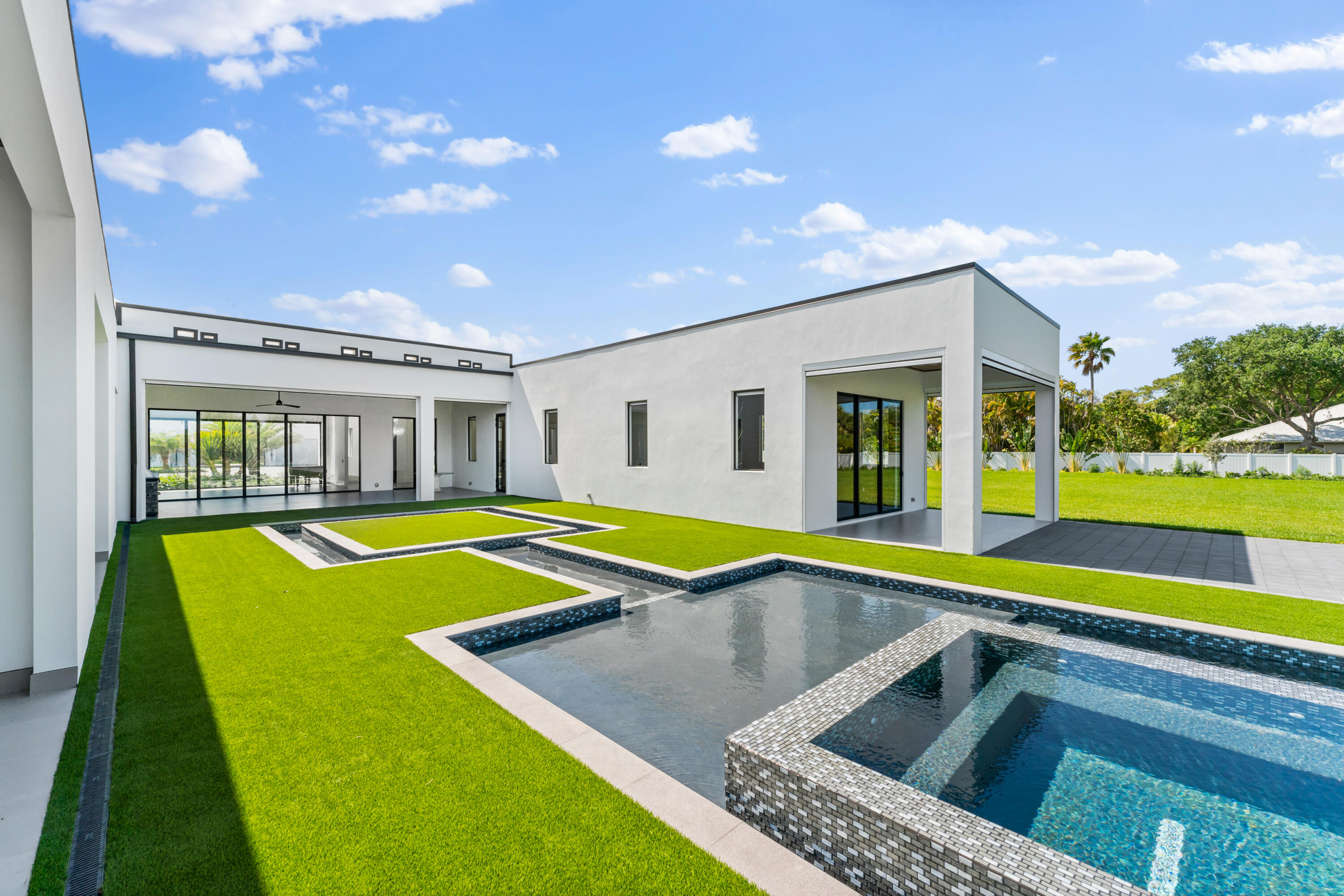 Gomez - Residential